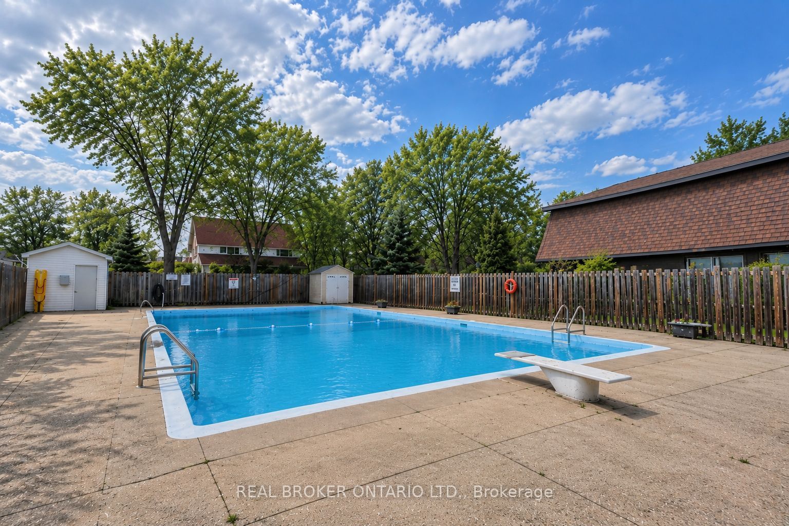 2044 Arrowsmith Drive 105 Property Photo 16