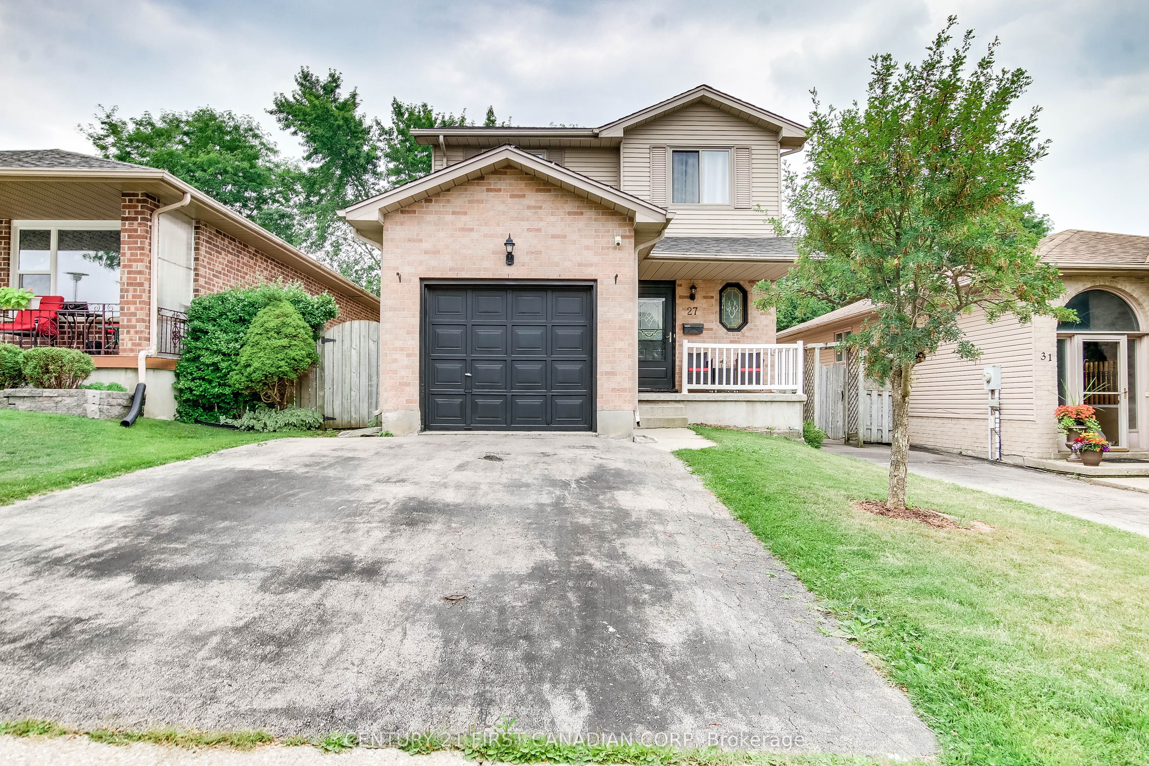 27 Gerald Crescent