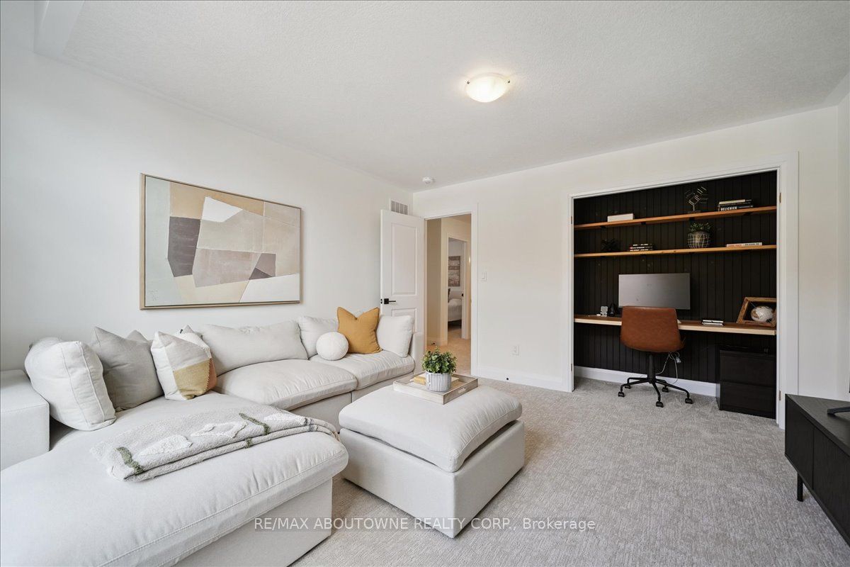 96 Nathalie Street Property Photo 25