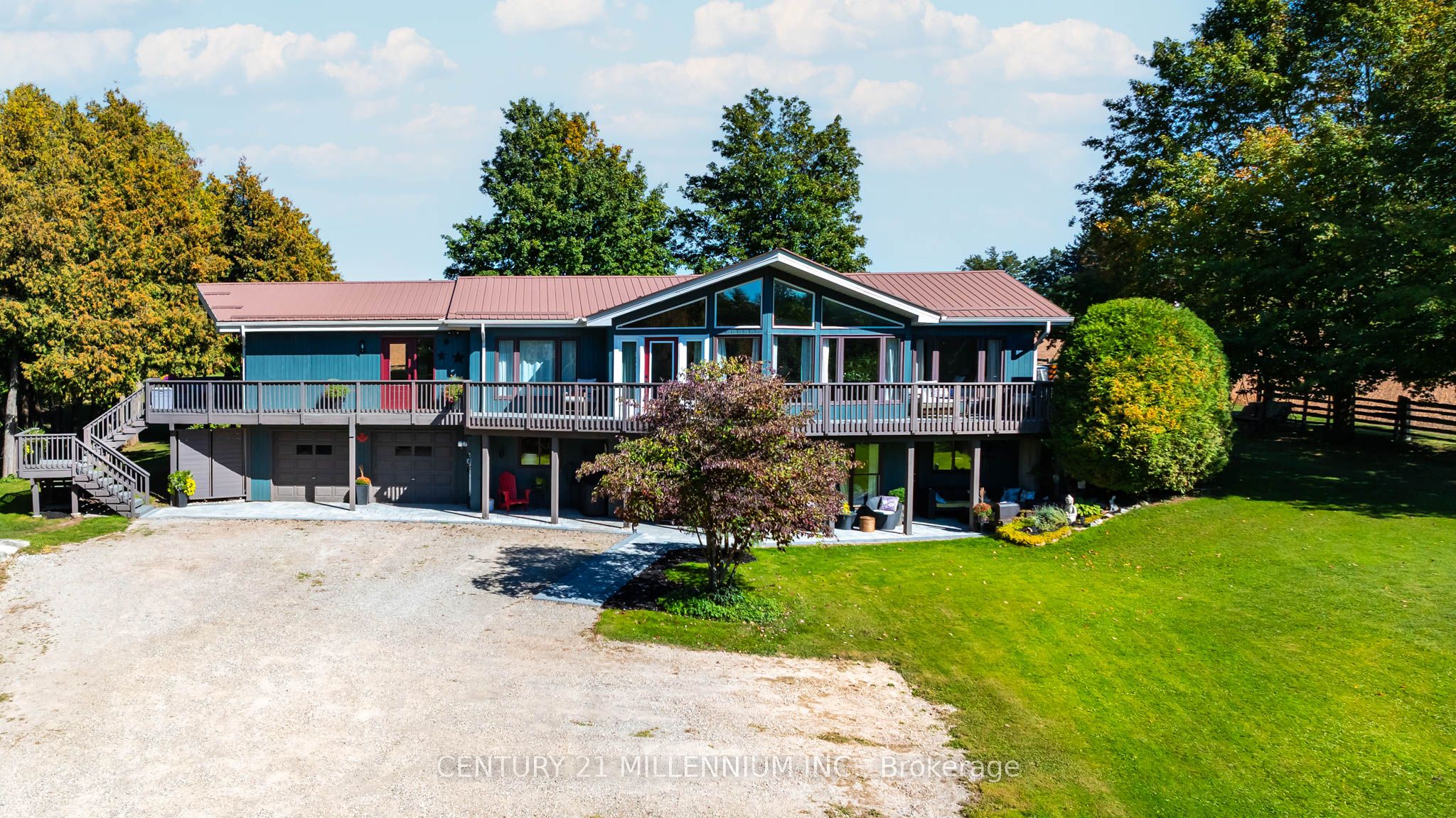 433527 4th Line Property Photo 4