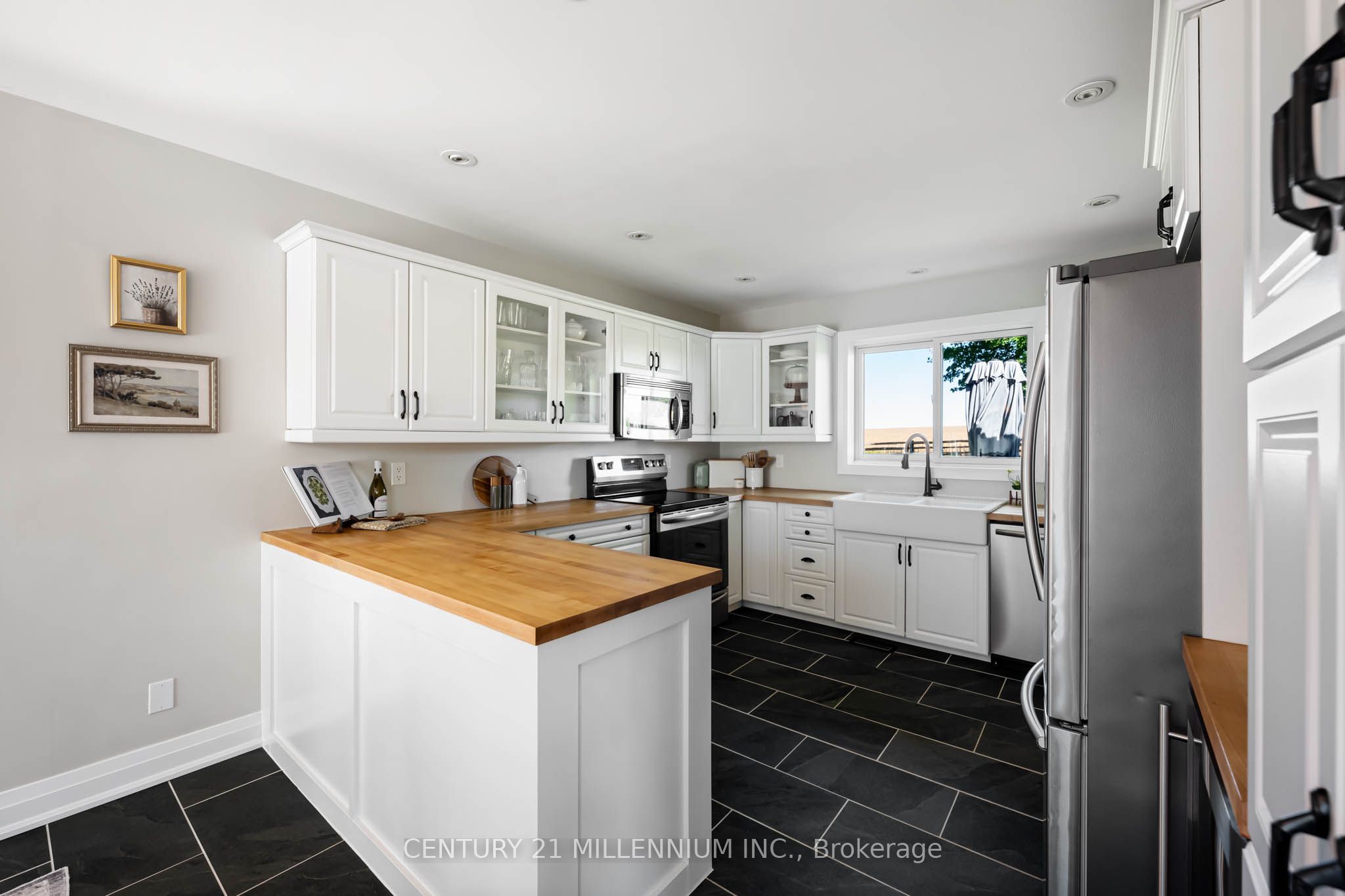 433527 4th Line Property Photo 11