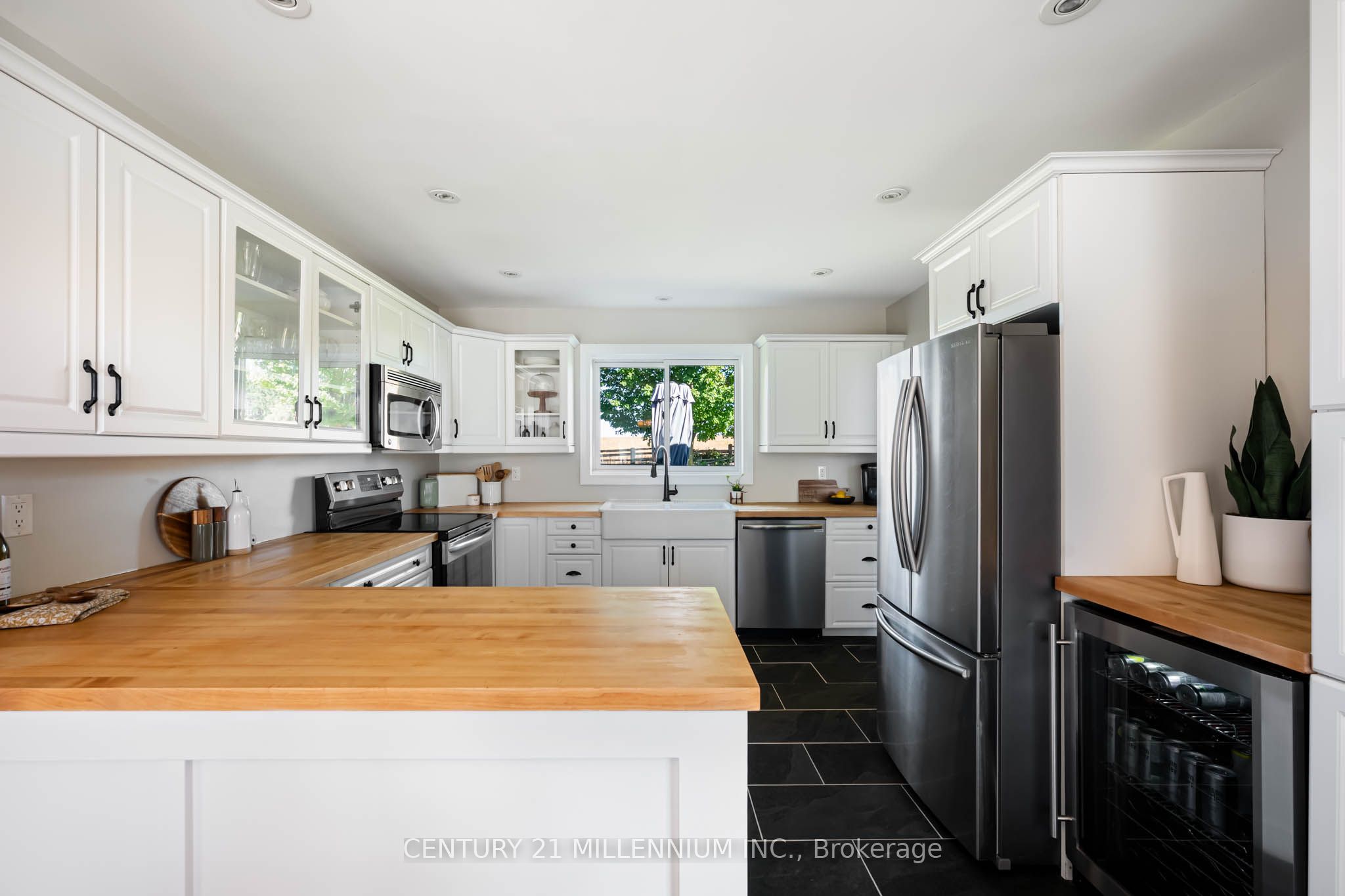 433527 4th Line Property Photo 12