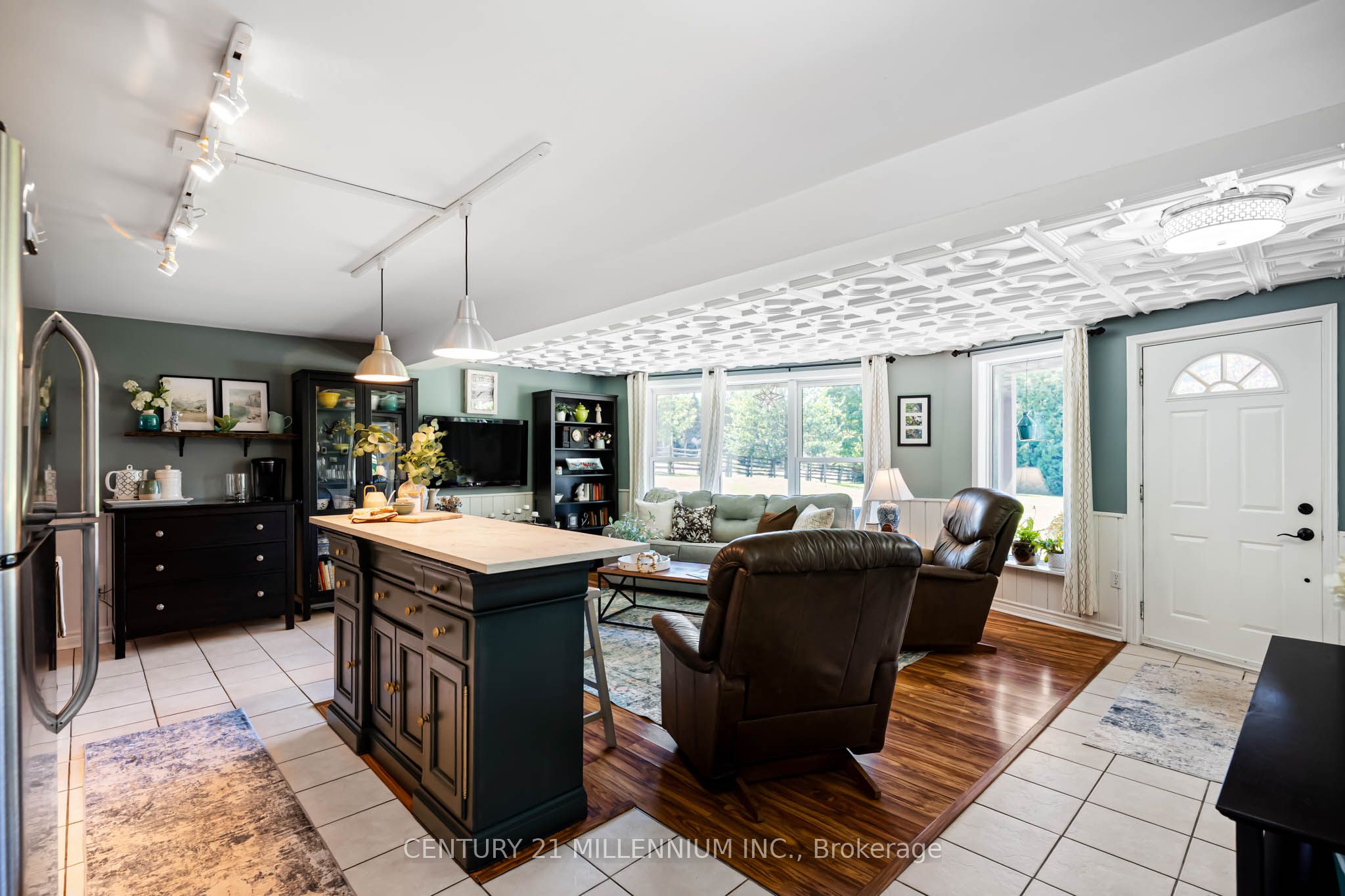 433527 4th Line Property Photo 32