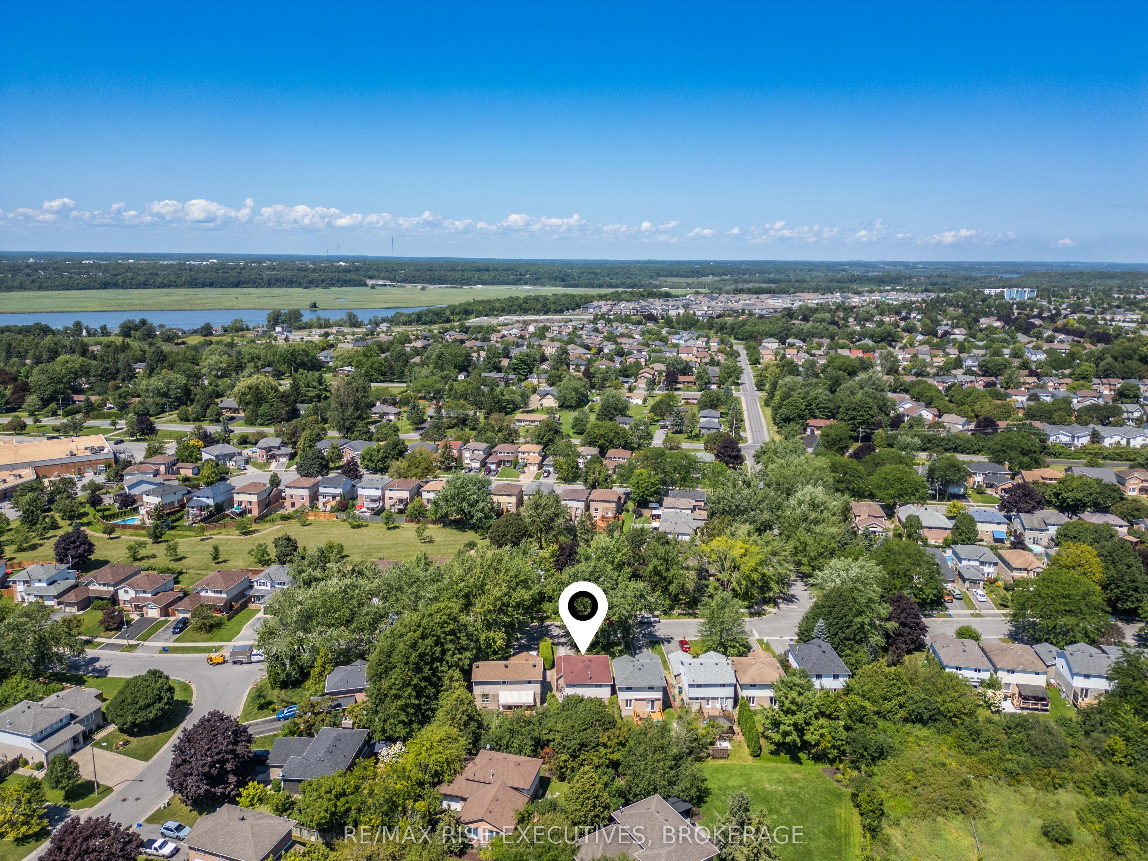 149 Grenadier Drive Property Photo 44