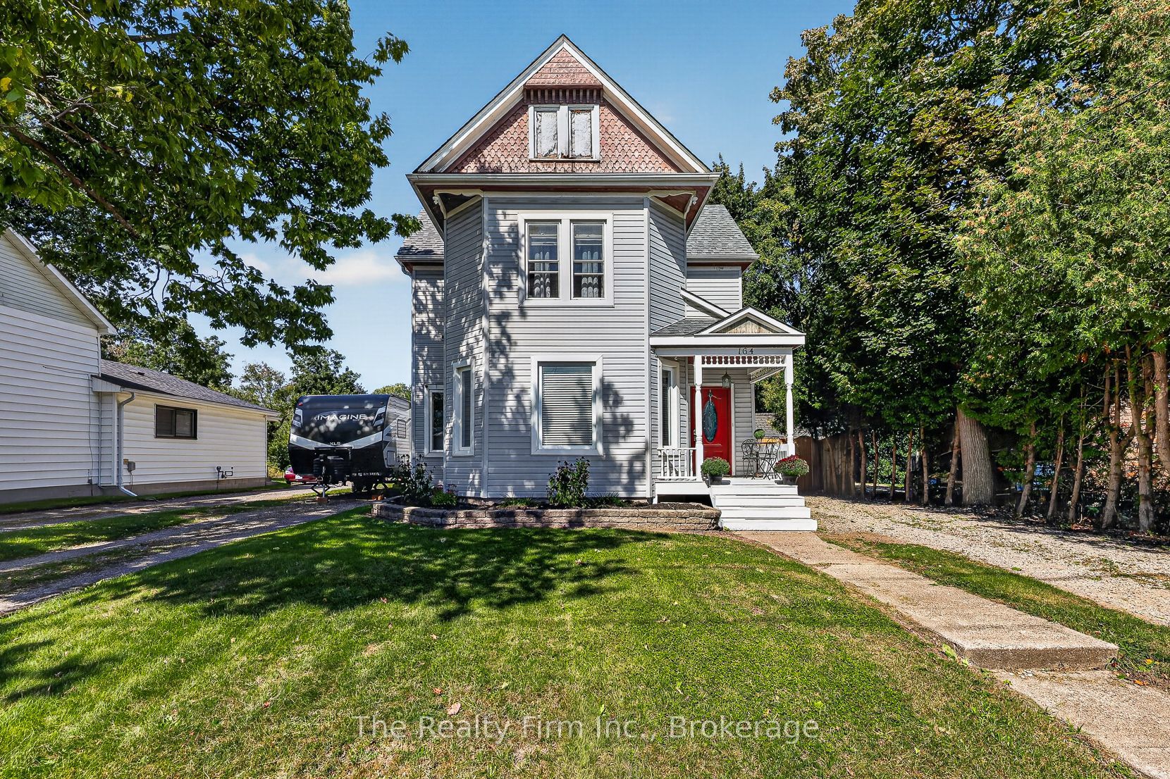 164 Victoria Street