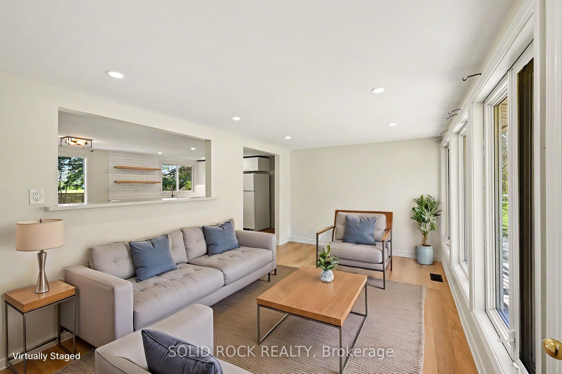 236 Campbell Drive N Property Photo 14