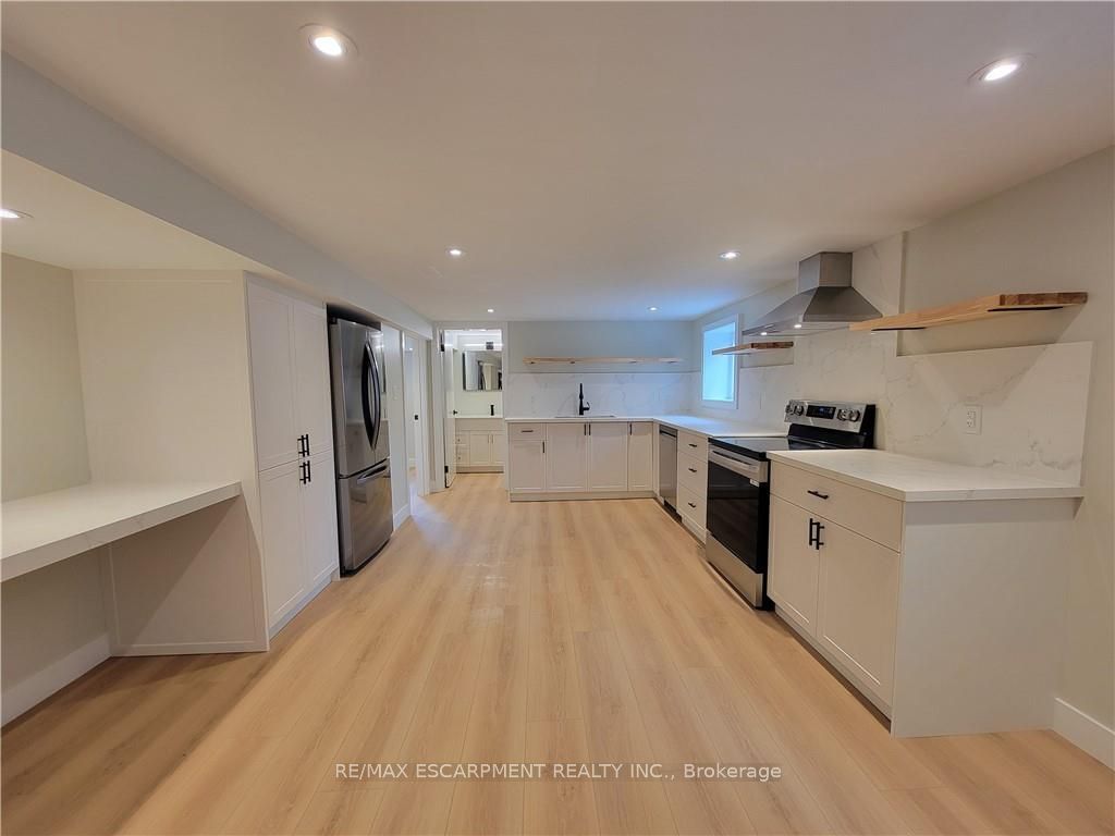 X13823394 Property Photo 4