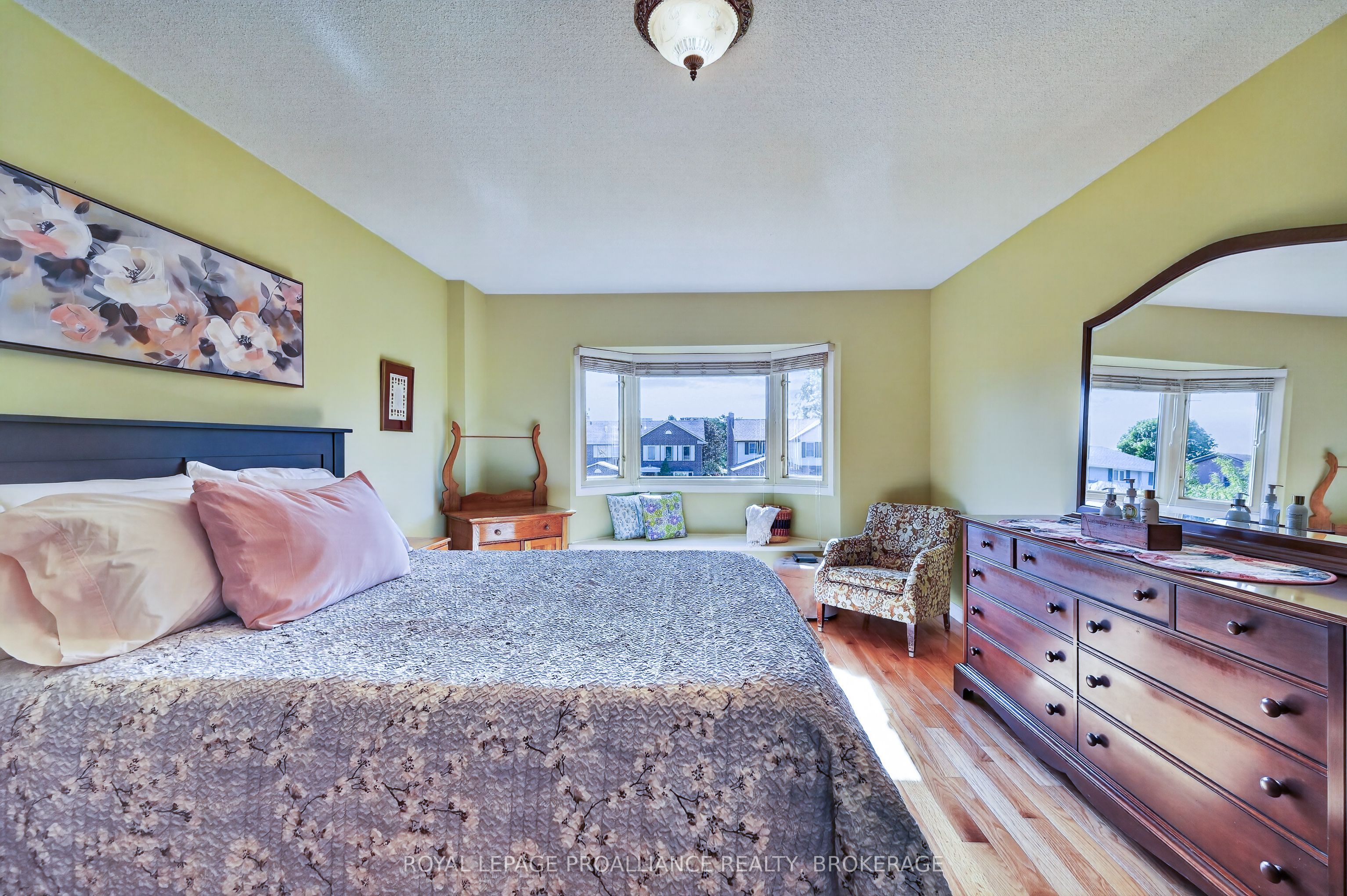 640 Braeside Crescent Property Photo 20