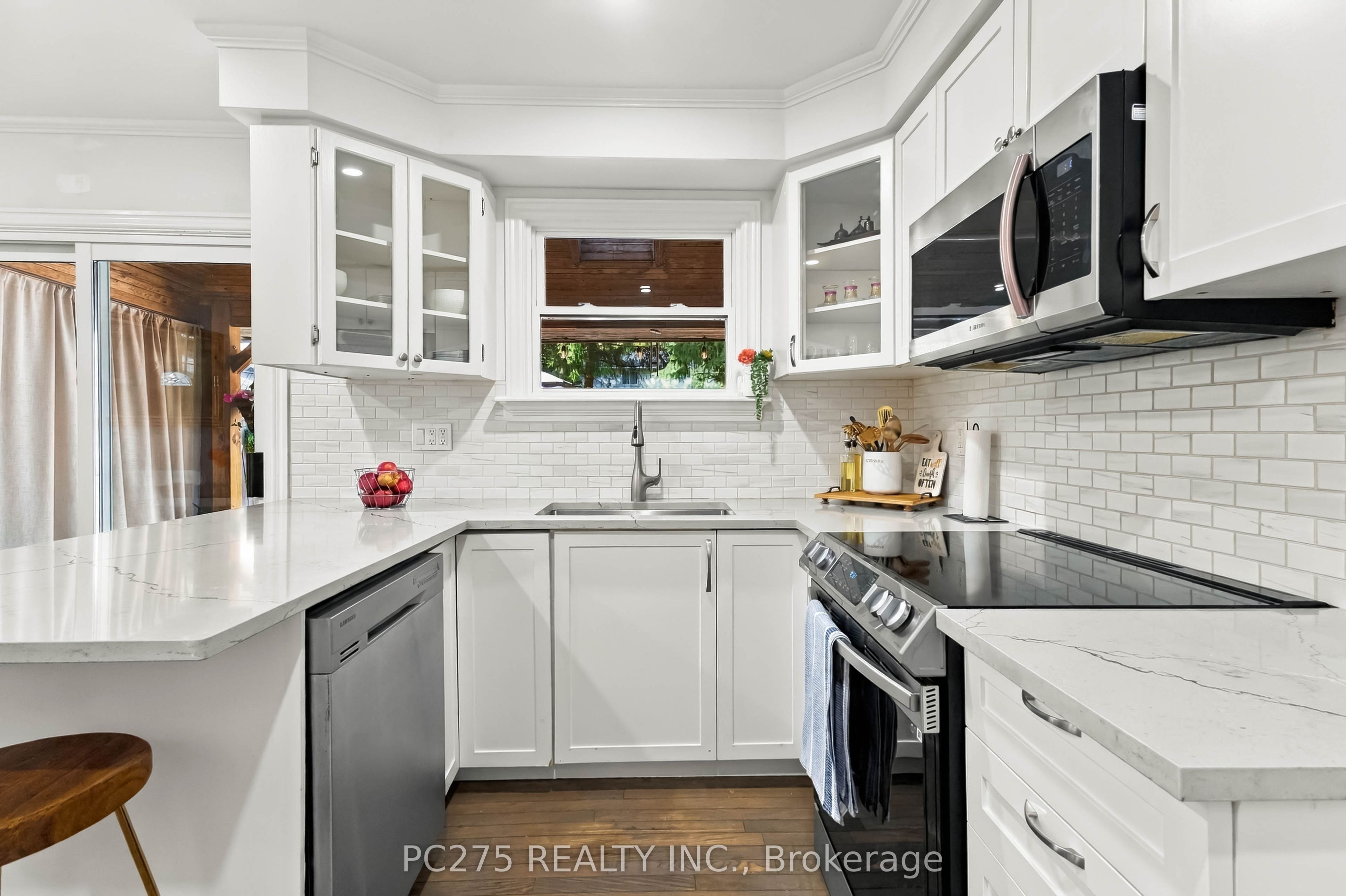 27 Sasha Crescent Property Photo 16