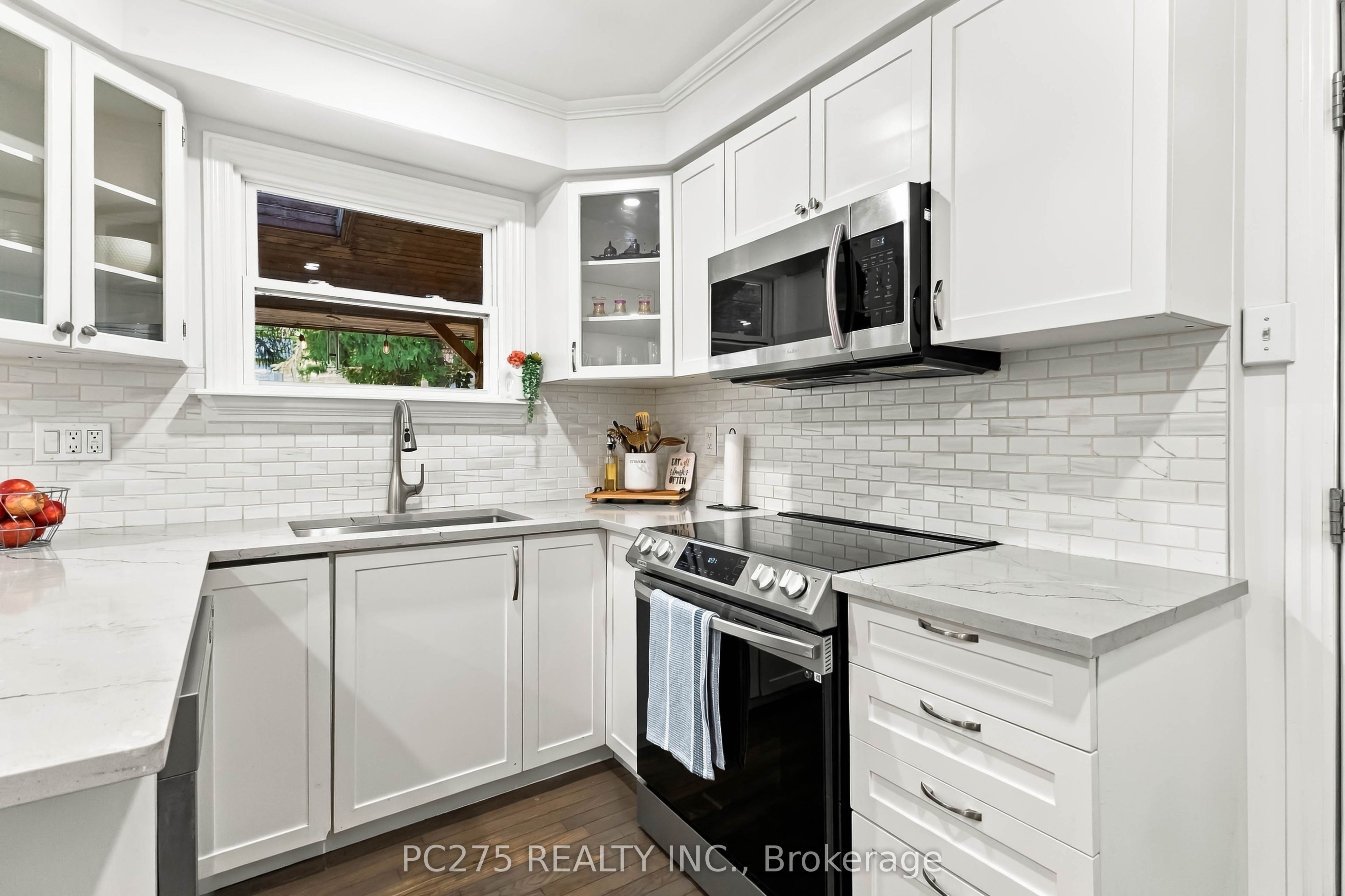 27 Sasha Crescent Property Photo 17