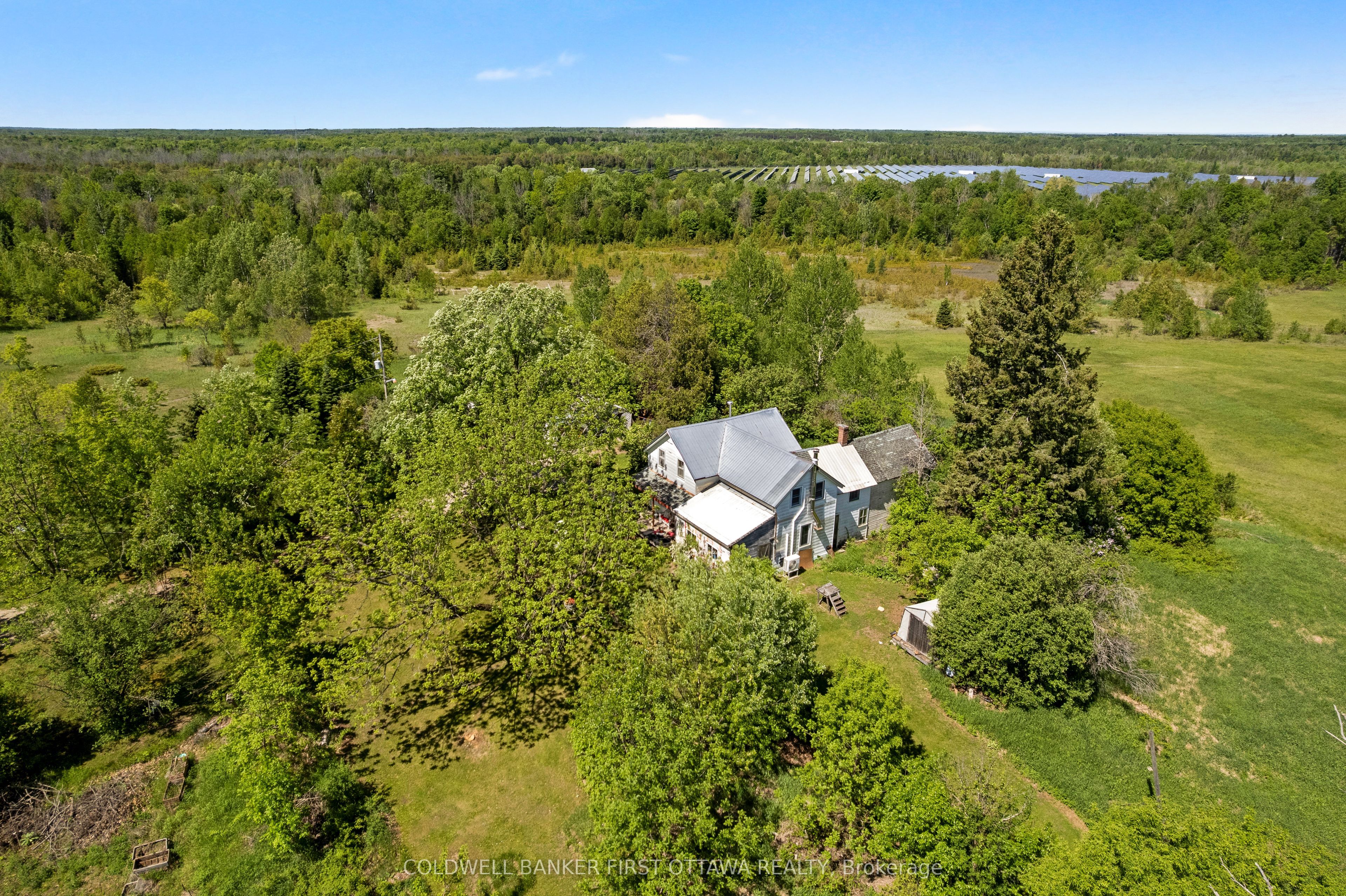400 Buttermilk Hill Road Property Photo 1