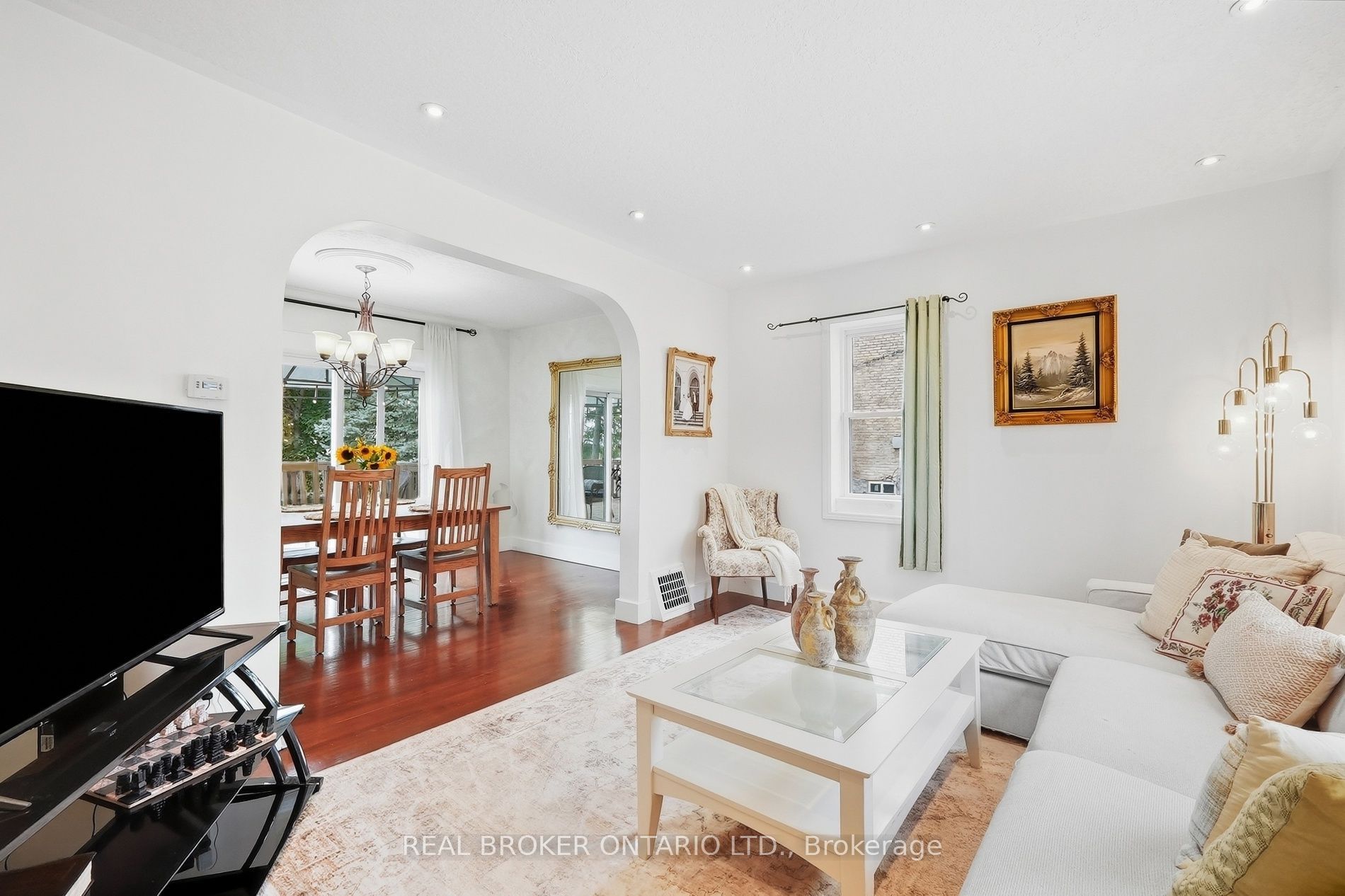 22 Temperance Street Property Photo 4