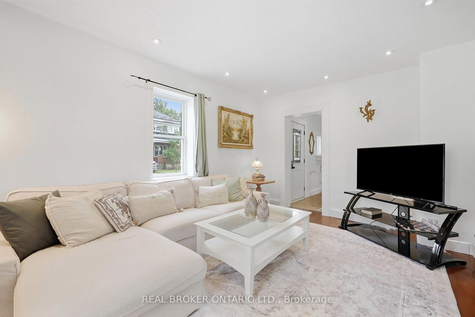 22 Temperance Street Property Photo 5