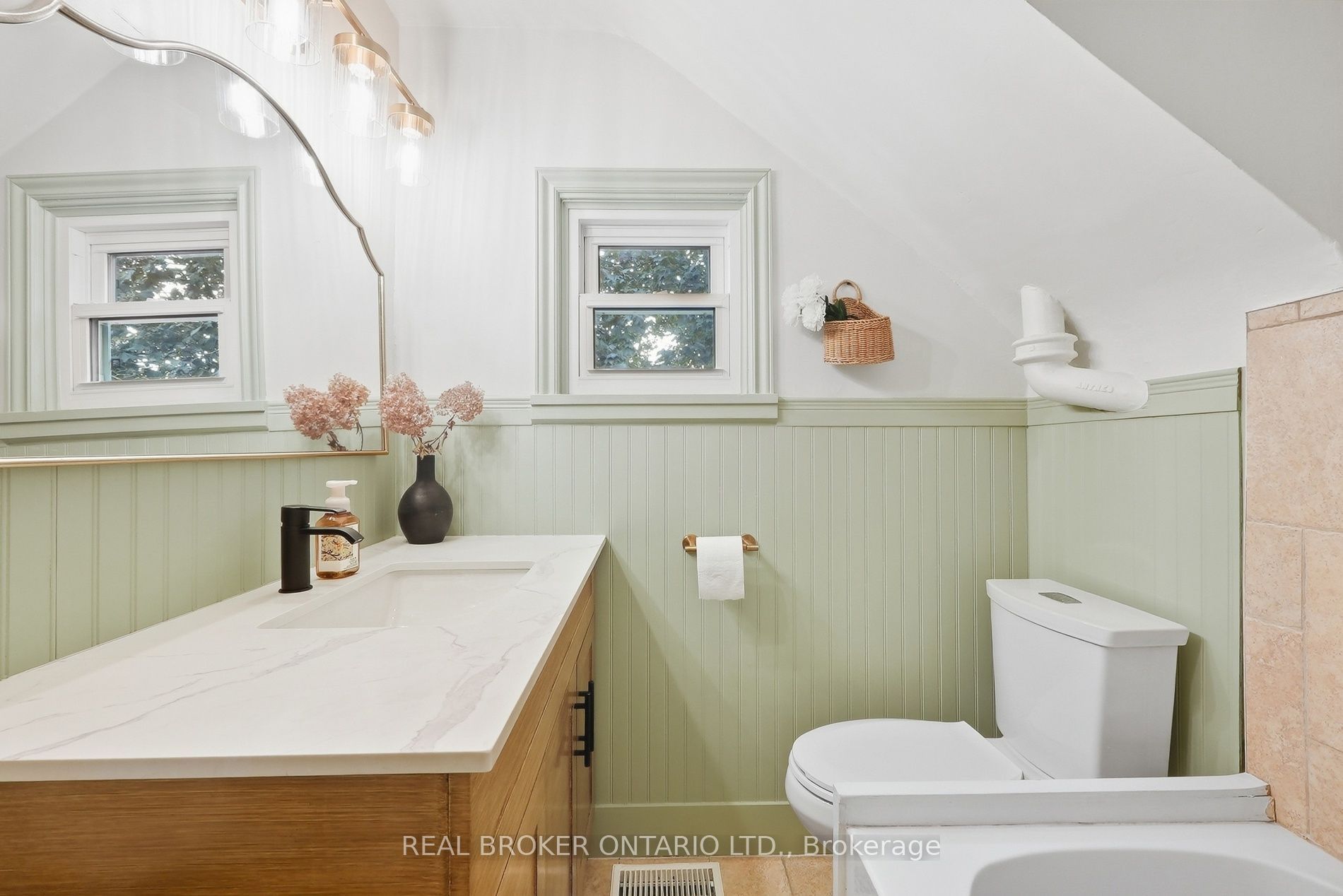 22 Temperance Street Property Photo 22
