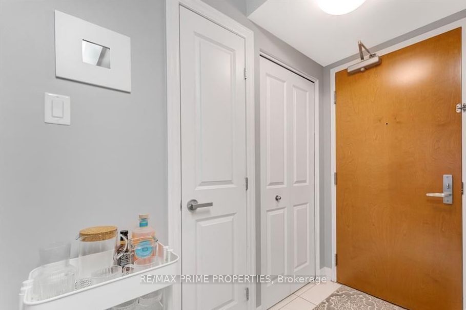195 Besserer Street 706 Property Photo 2