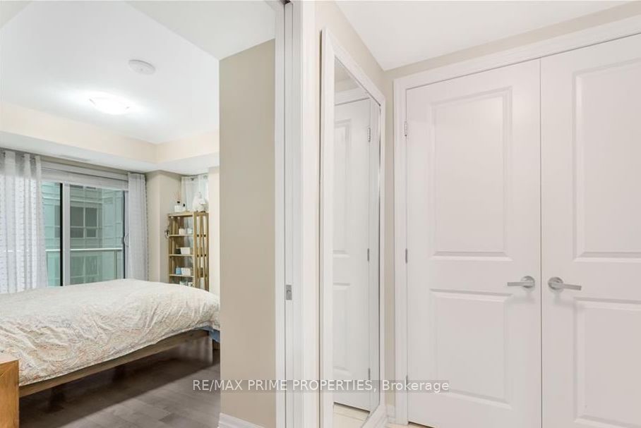 195 Besserer Street 706 Property Photo 13