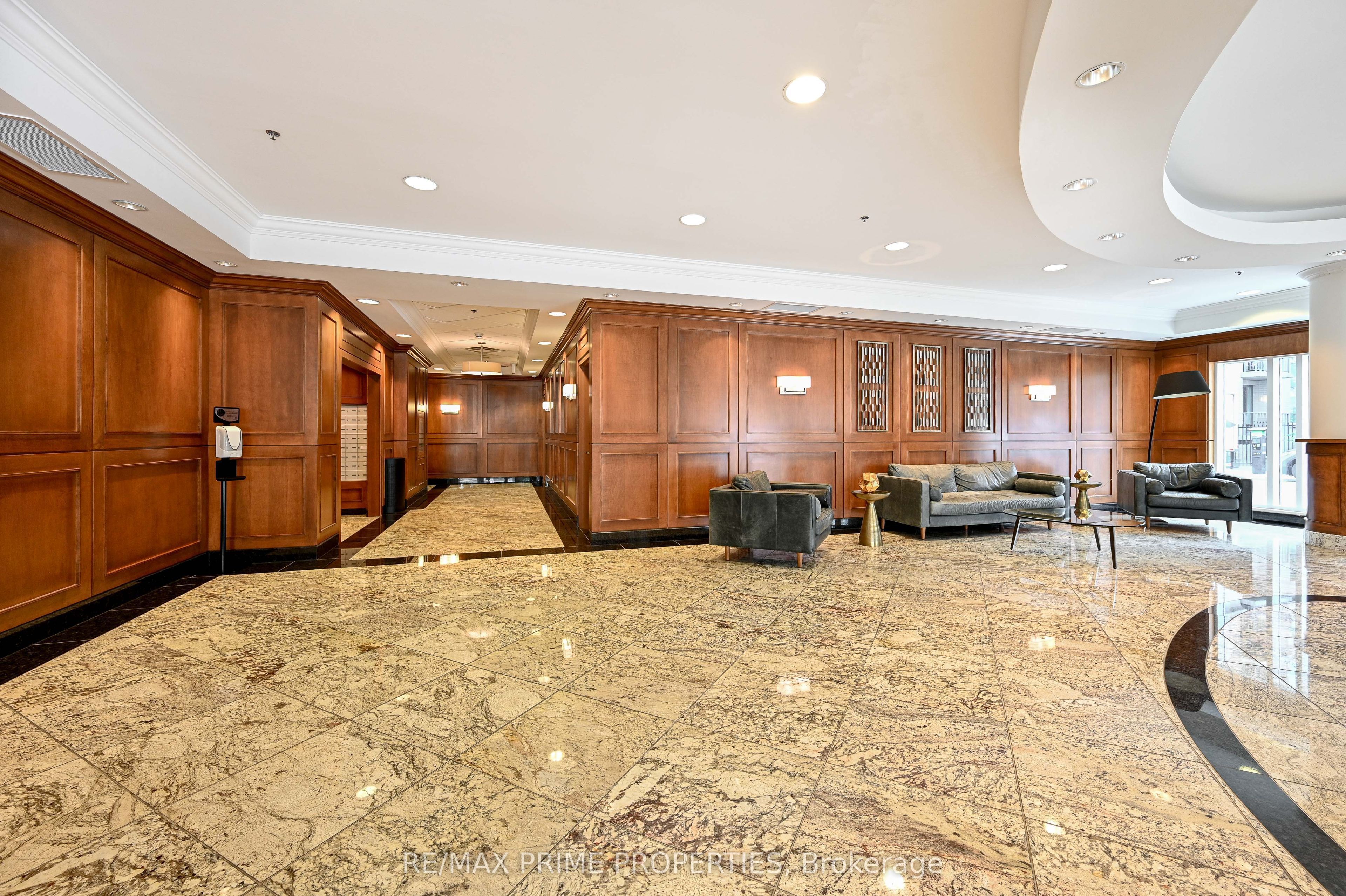 195 Besserer Street 706 Property Photo 28