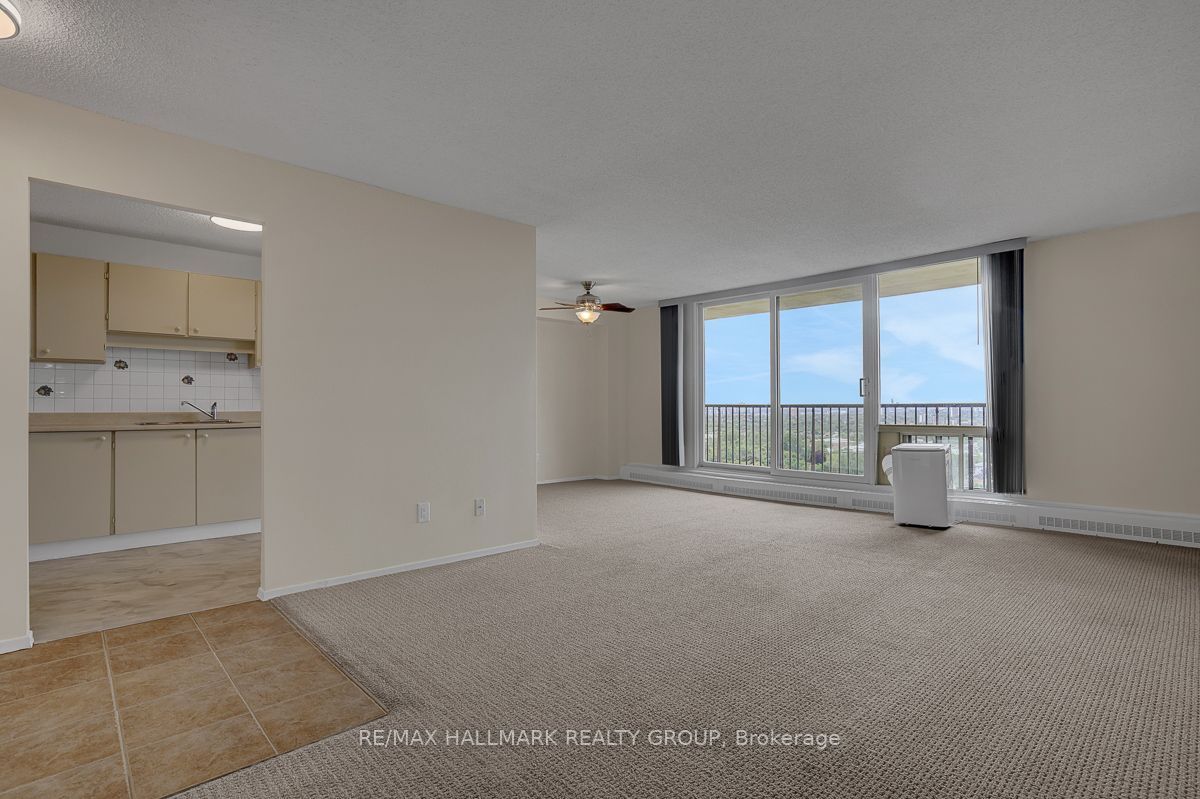 665 Bathgate Drive 1601 Property Photo 12