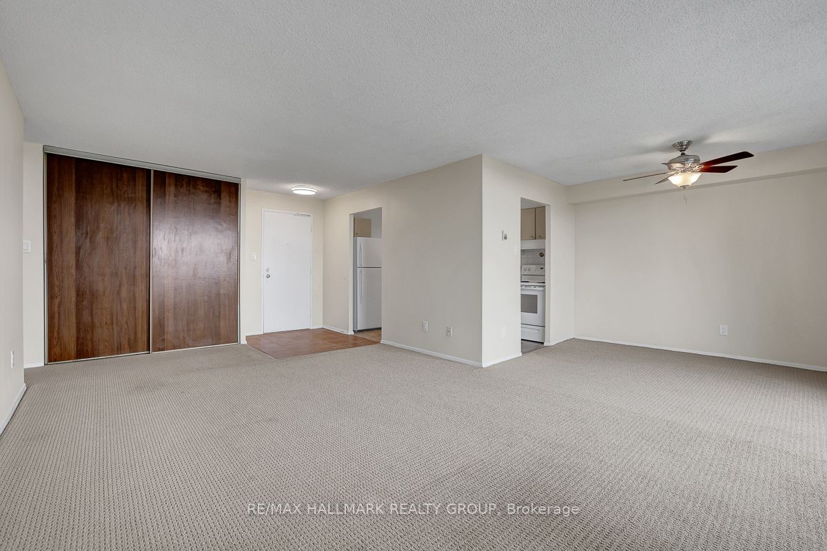 665 Bathgate Drive 1601 Property Photo 13