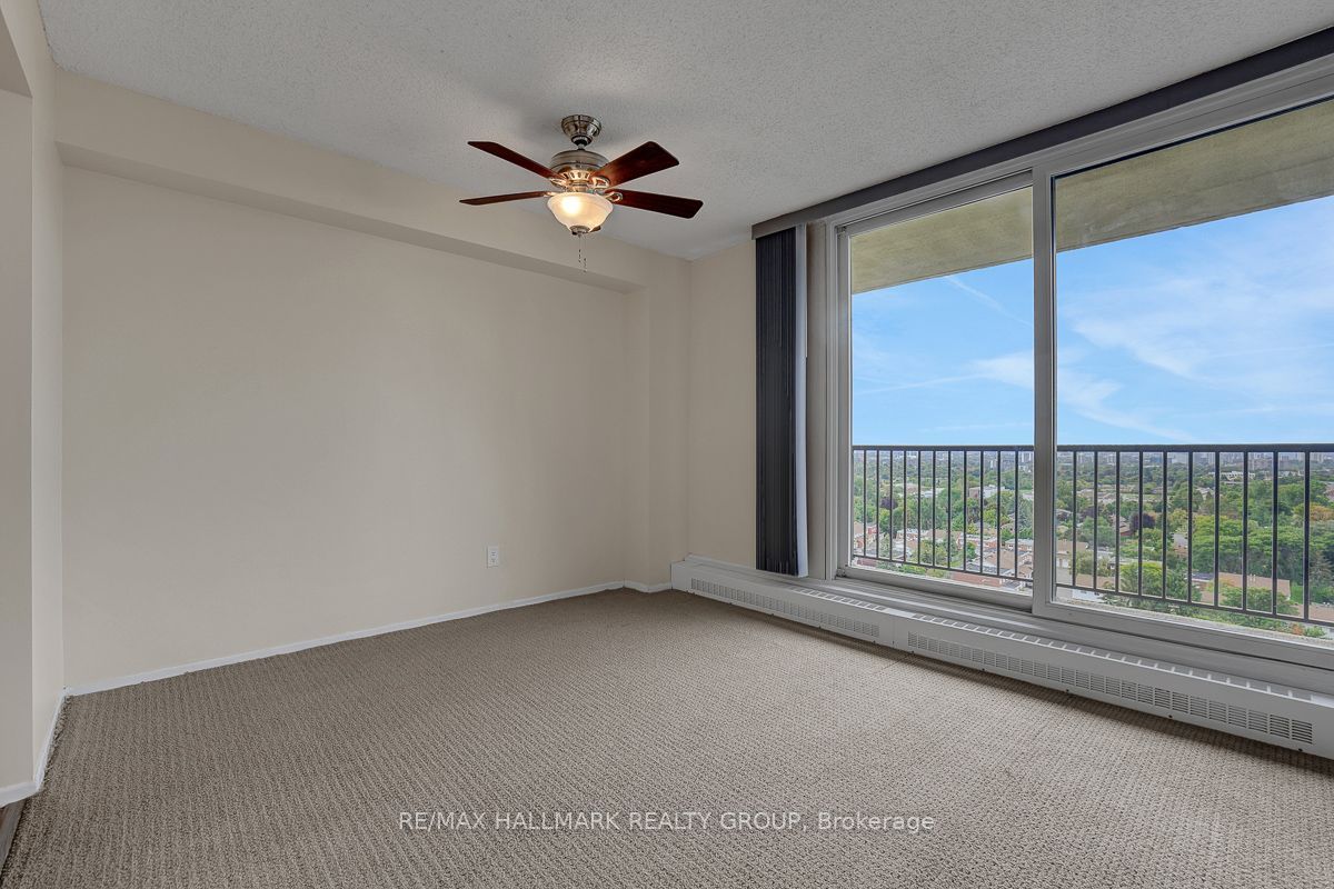 665 Bathgate Drive 1601 Property Photo 15