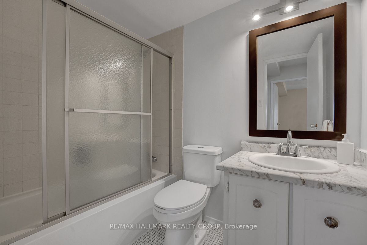 665 Bathgate Drive 1601 Property Photo 24