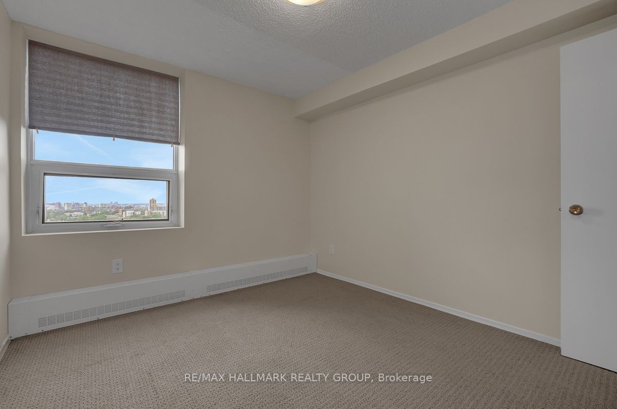 665 Bathgate Drive 1601 Property Photo 31