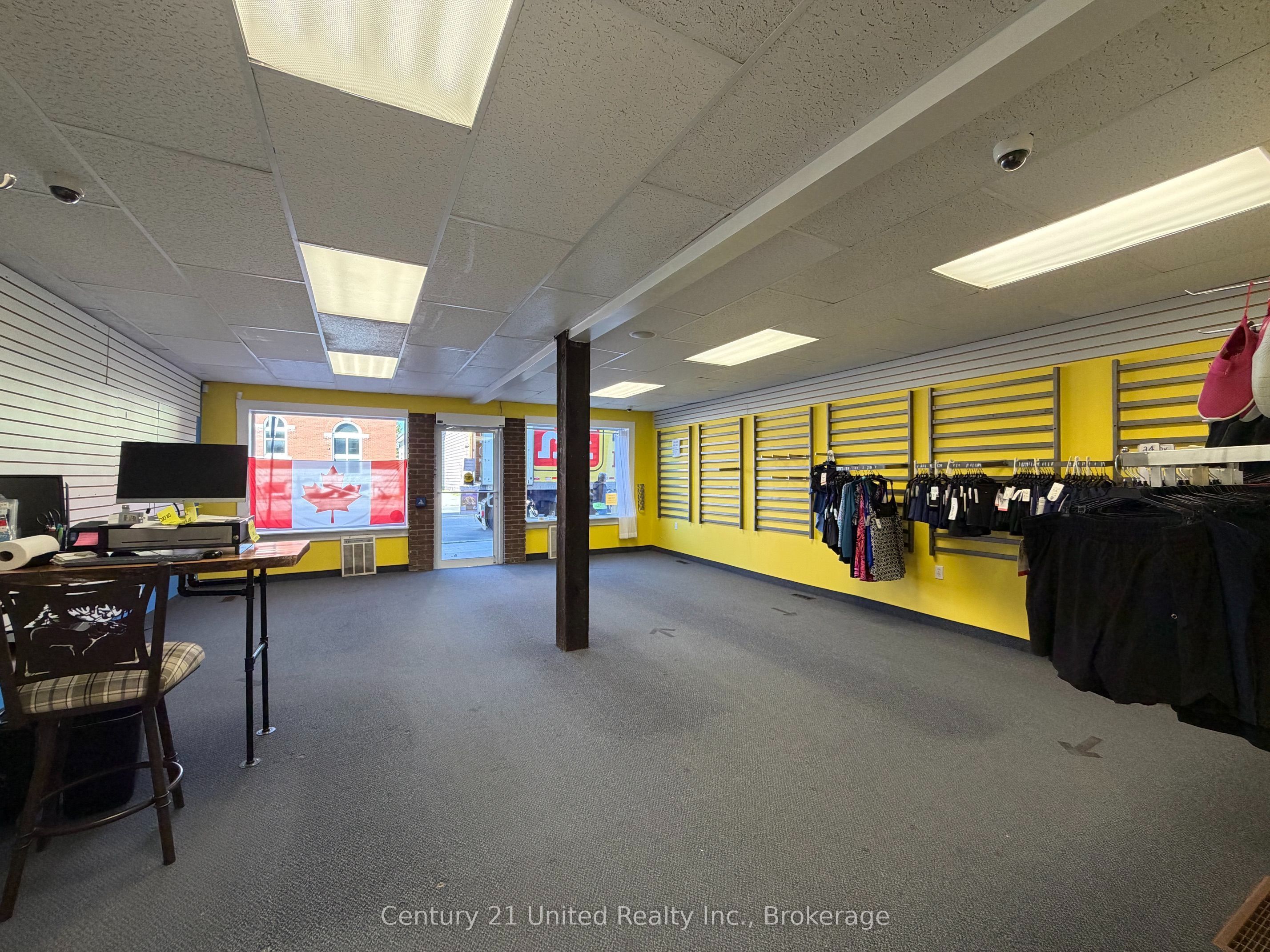 23 Queen Street Property Photo 4