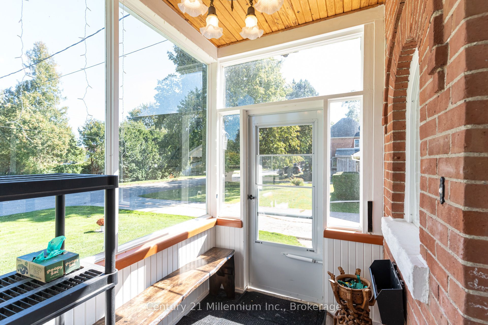 2140 5th Avenue W Property Photo 3