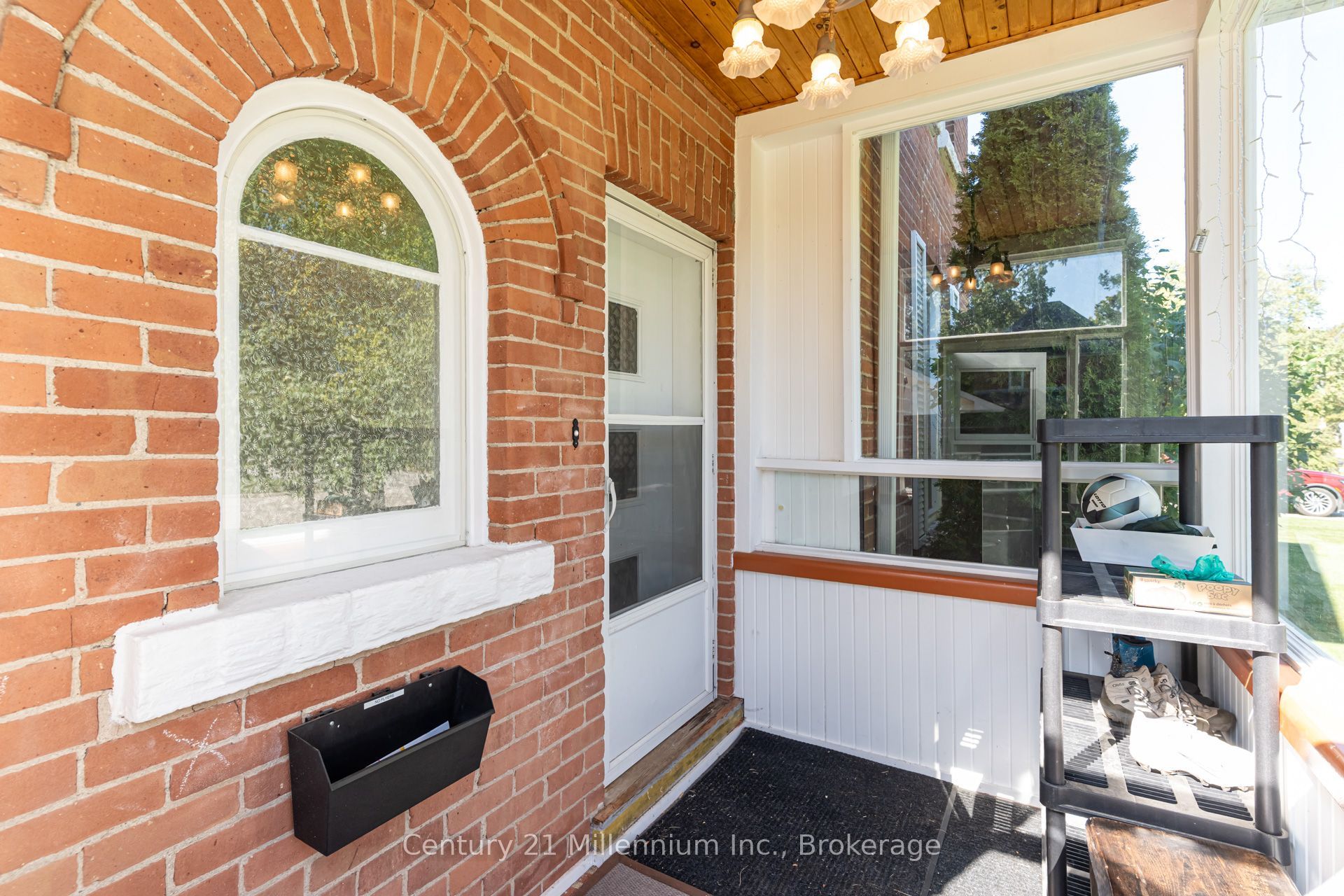 2140 5th Avenue W Property Photo 4