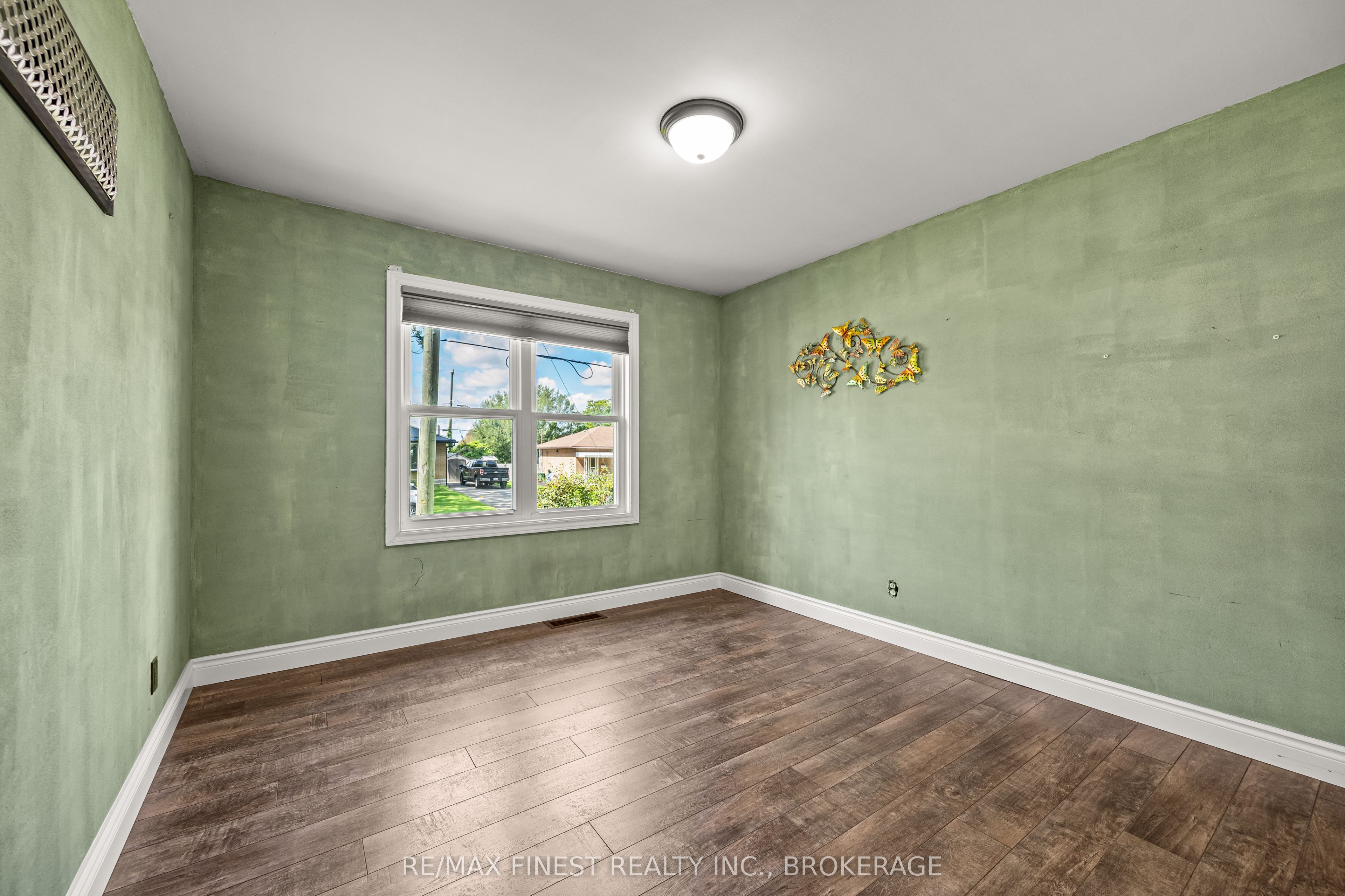 193 Hawthorne Avenue Property Photo 16