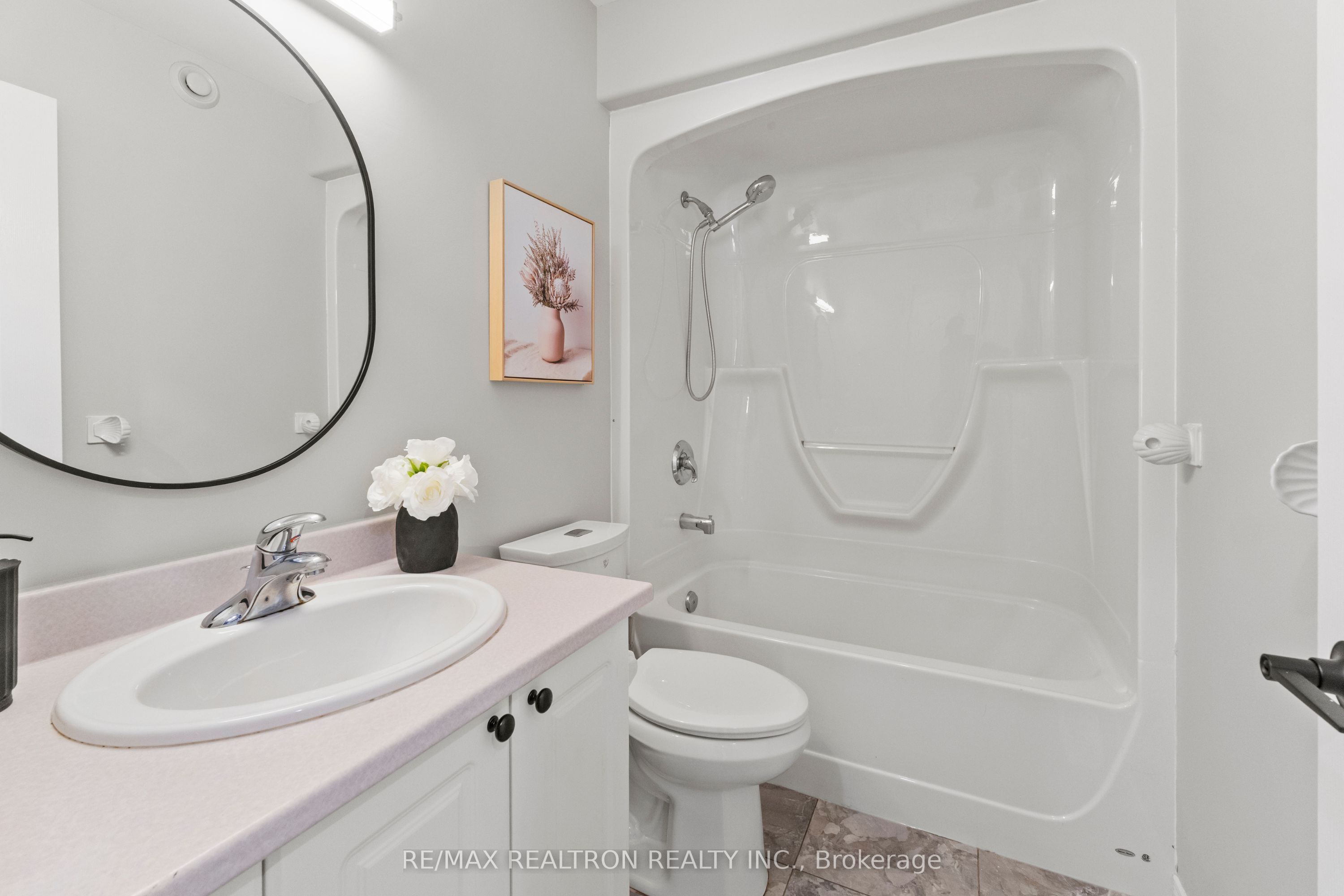 25 Linden Lane Property Photo 22