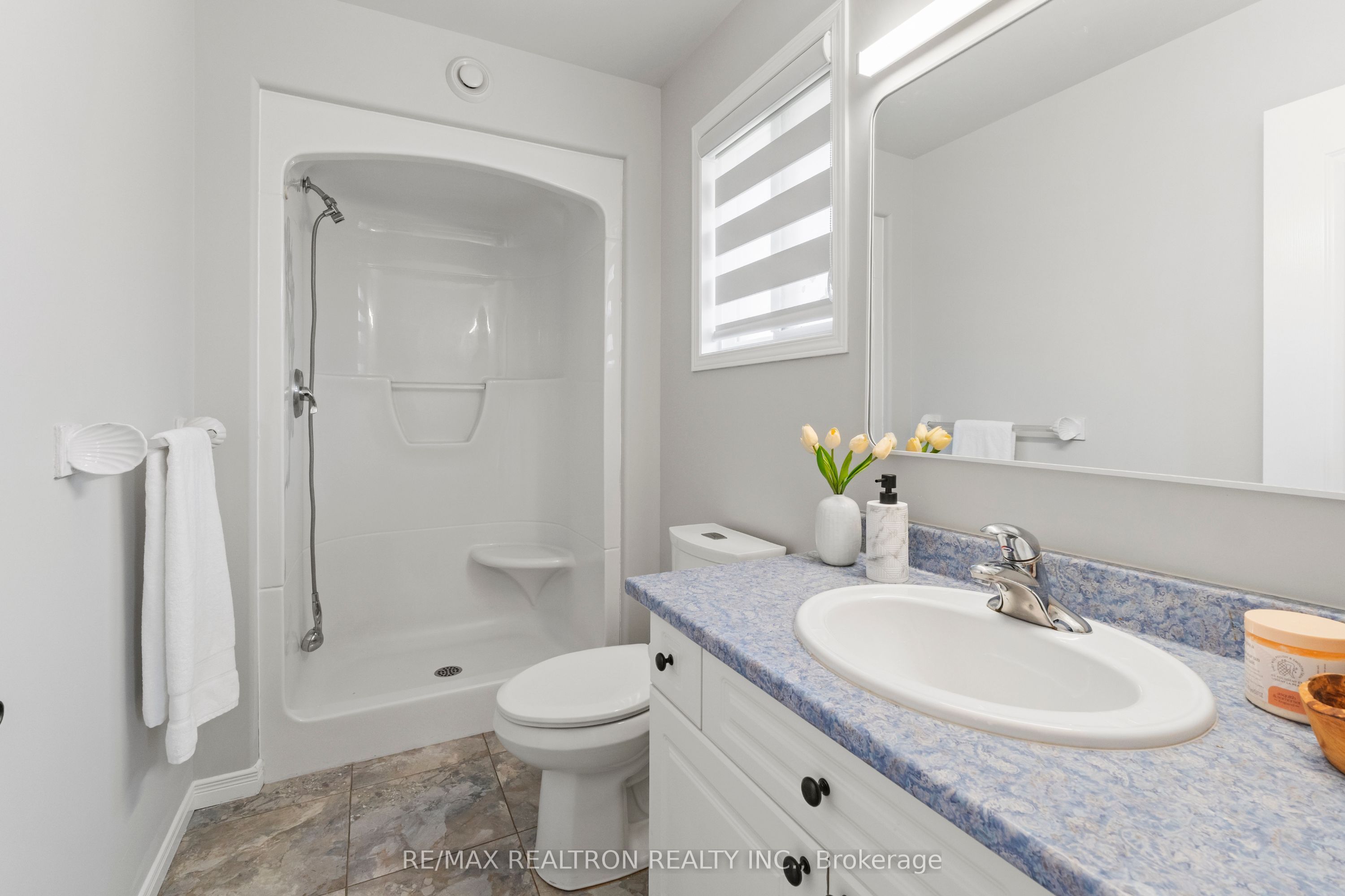 25 Linden Lane Property Photo 26