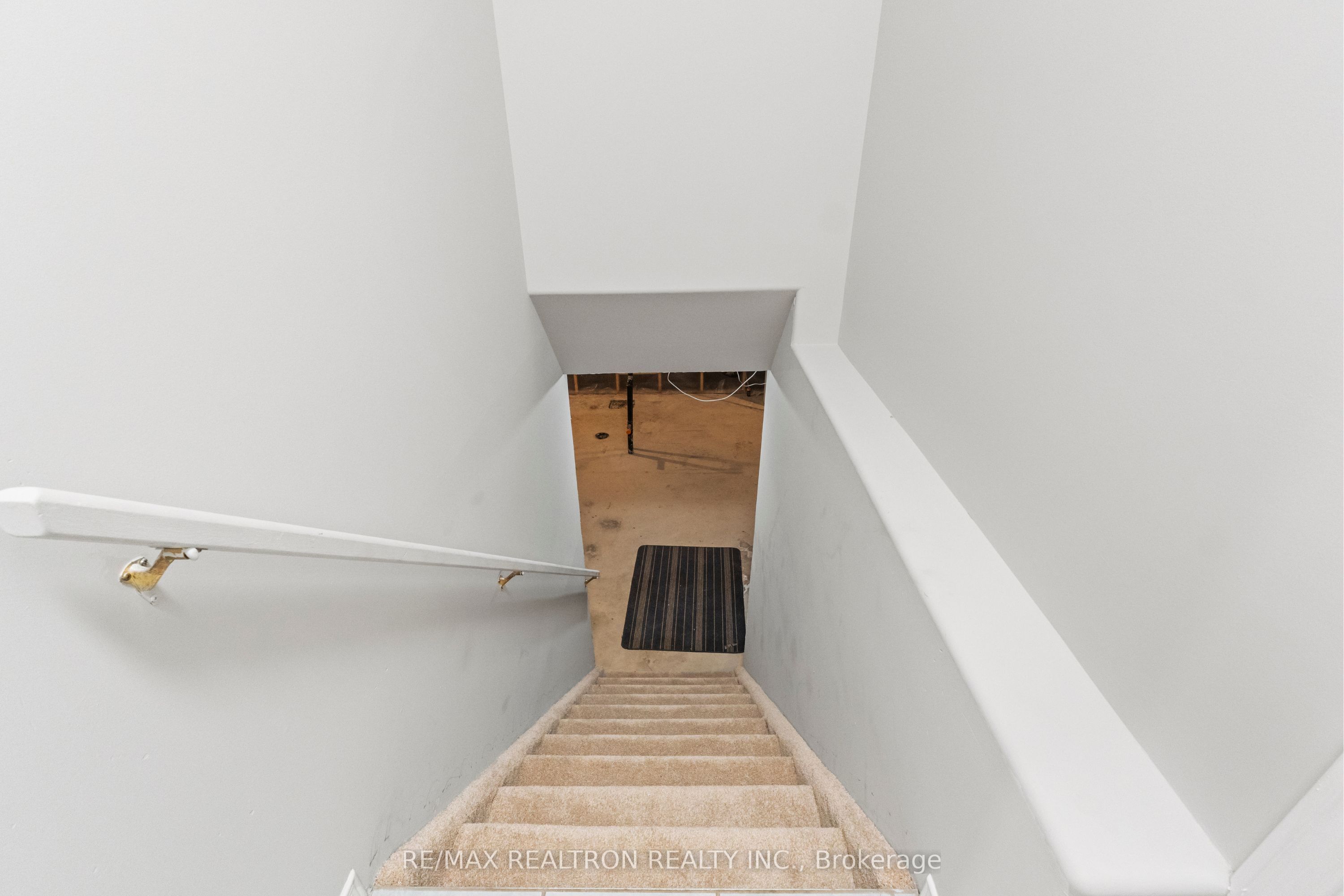 25 Linden Lane Property Photo 29