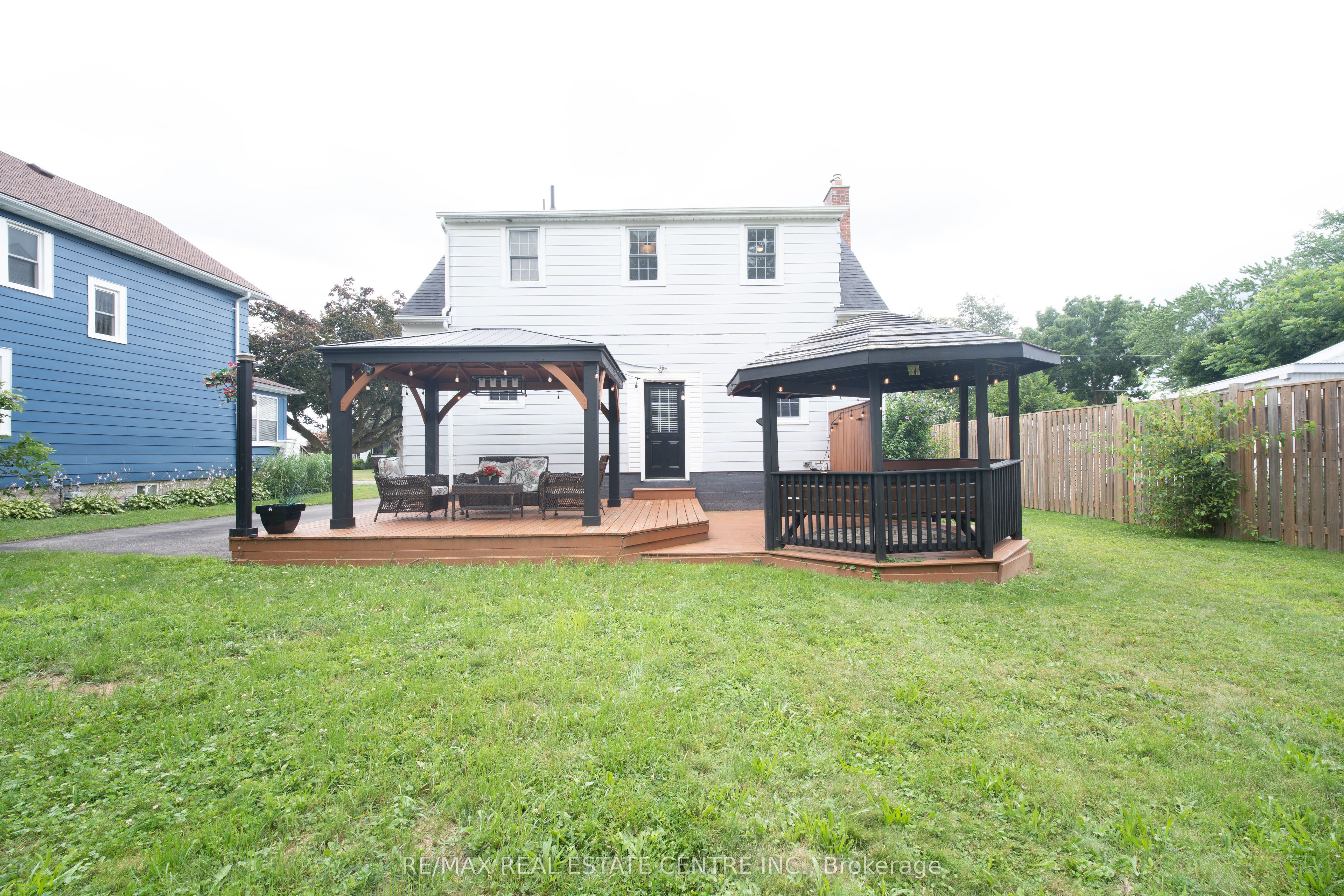 5857 Murray Street Property Photo 10