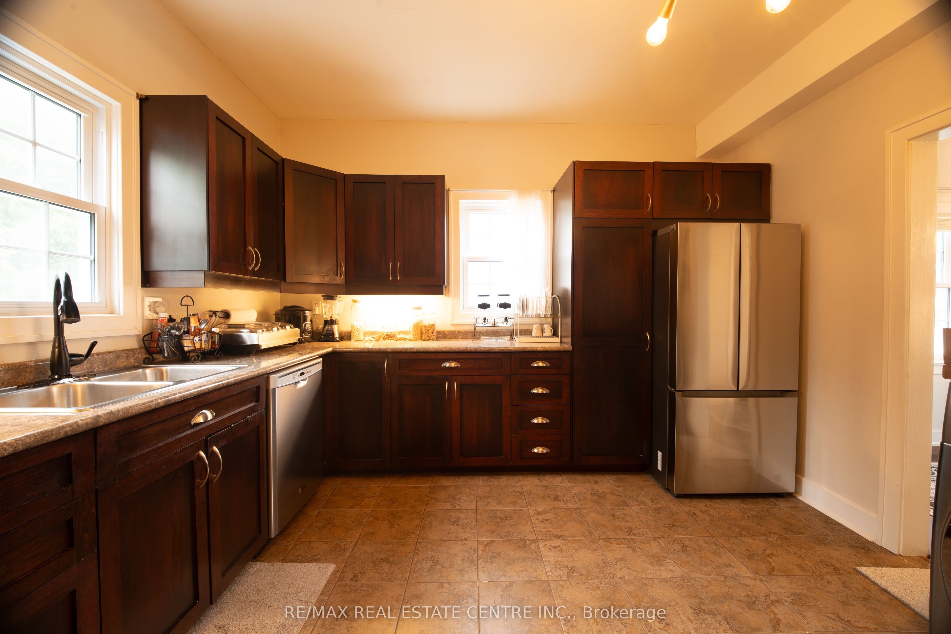 5857 Murray Street Property Photo 27