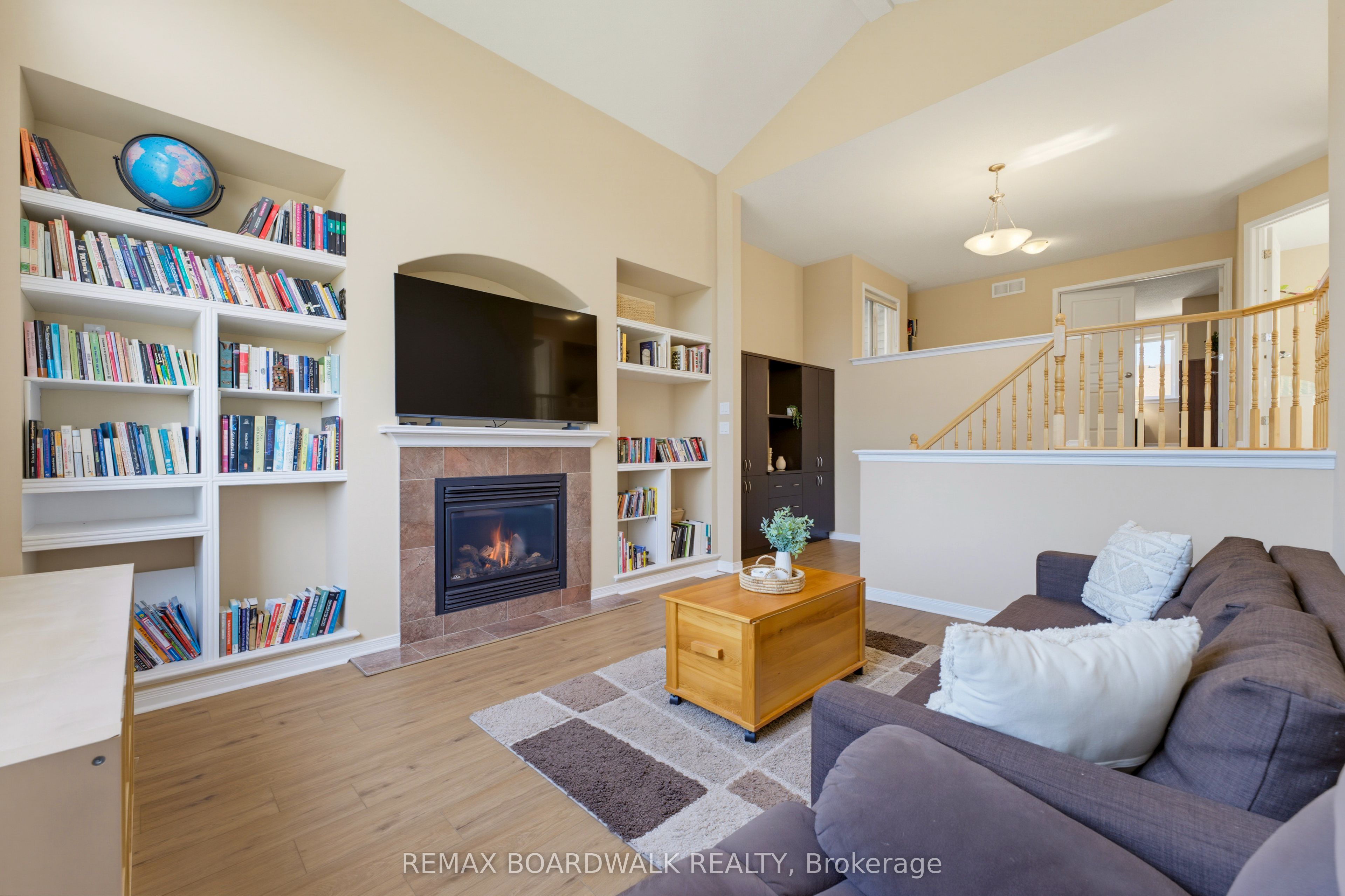 210 Broxburn Crescent Property Photo 24