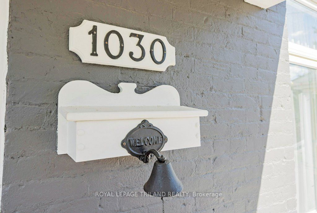 1030 York Street Property Photo 4