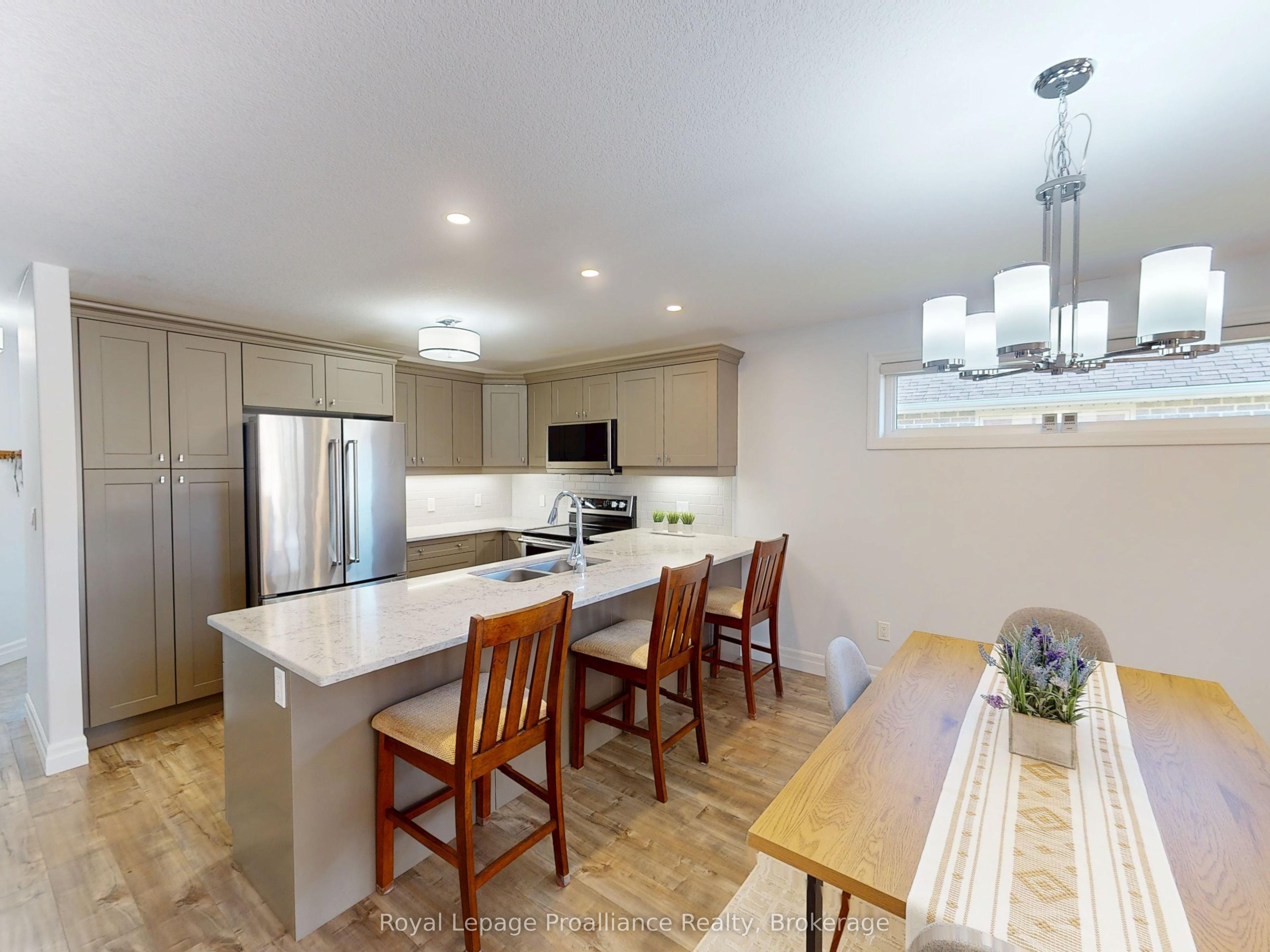 38 Mercedes Drive Property Photo 7