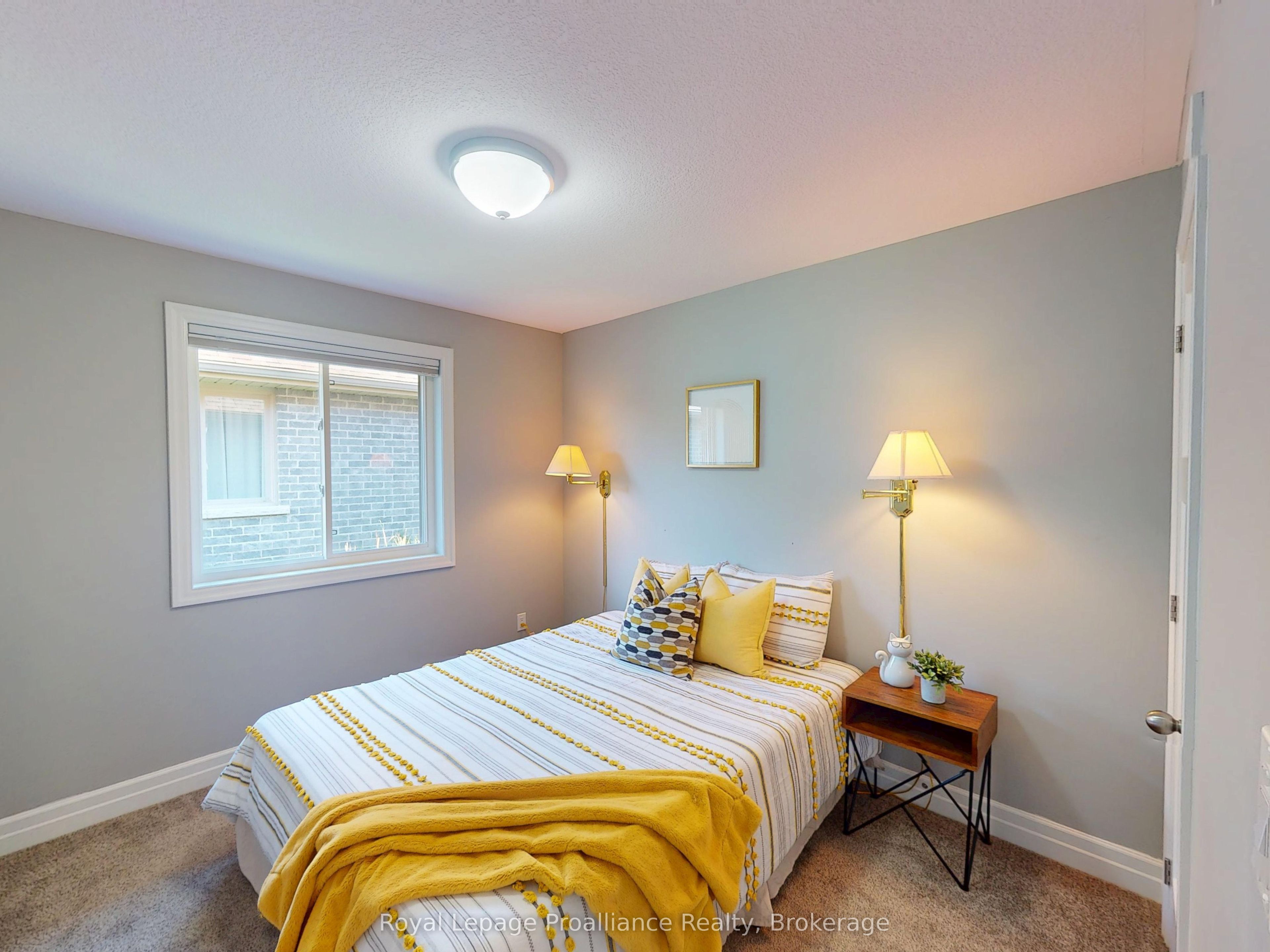 38 Mercedes Drive Property Photo 11