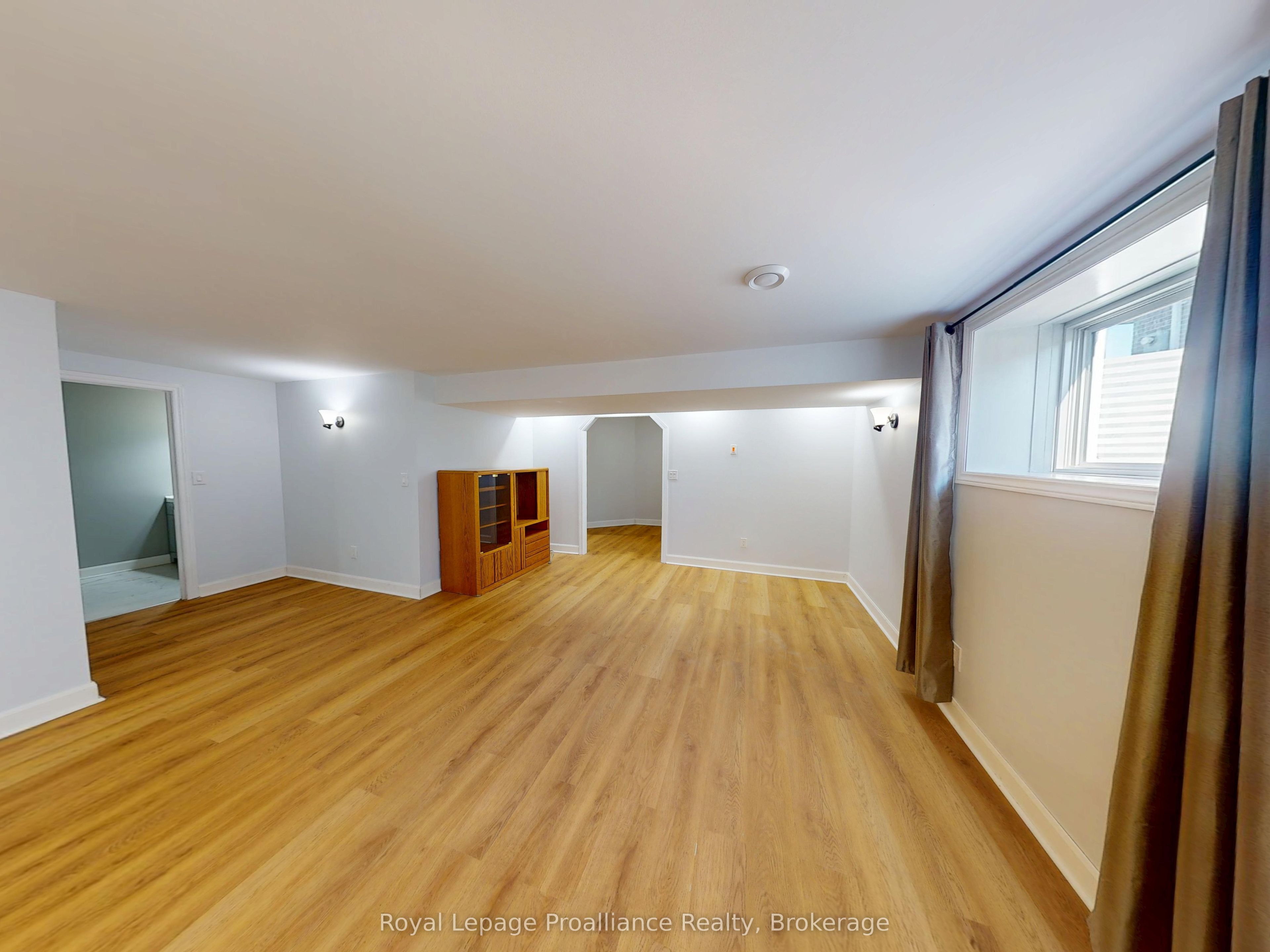 38 Mercedes Drive Property Photo 23