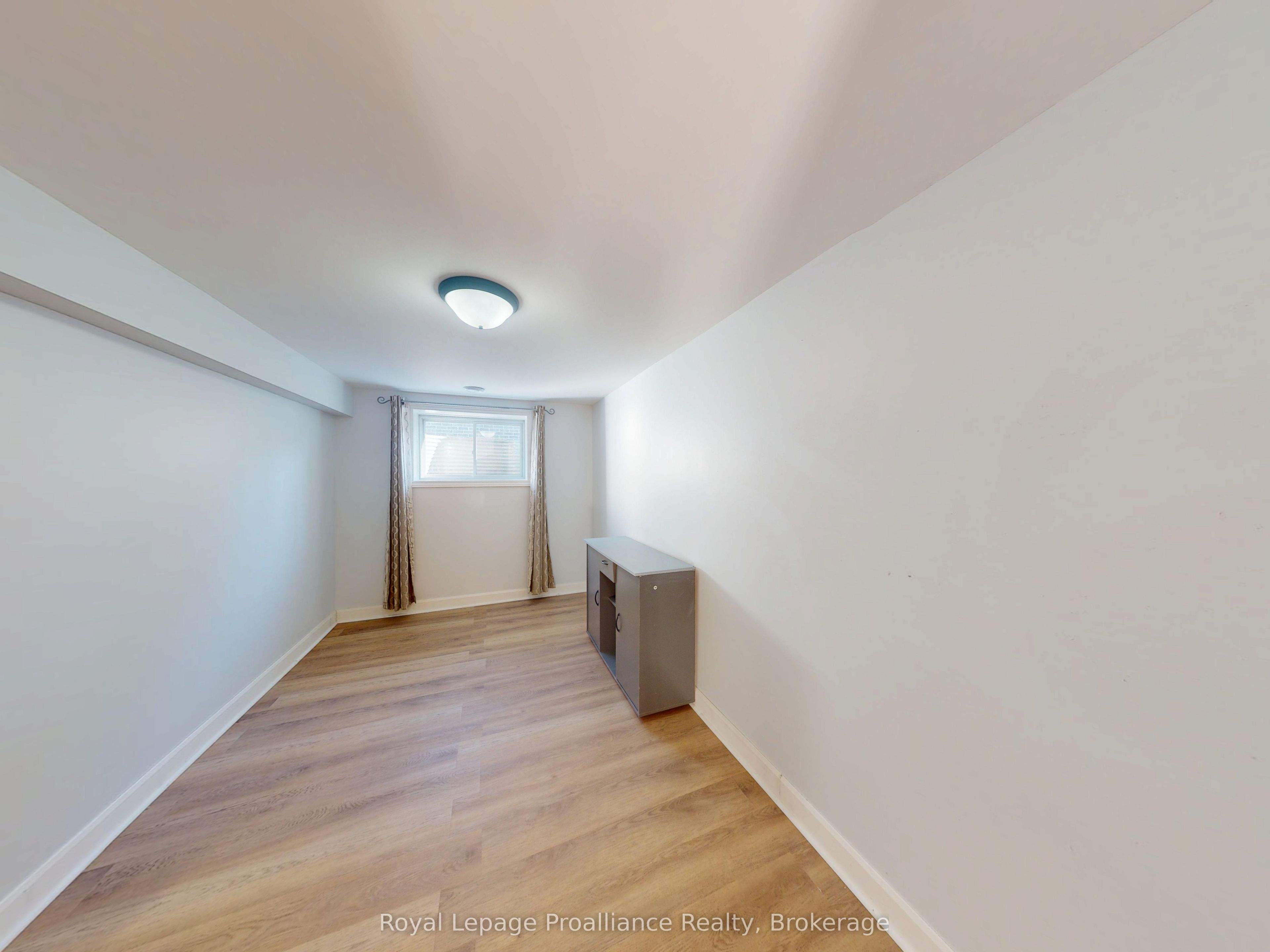 38 Mercedes Drive Property Photo 26