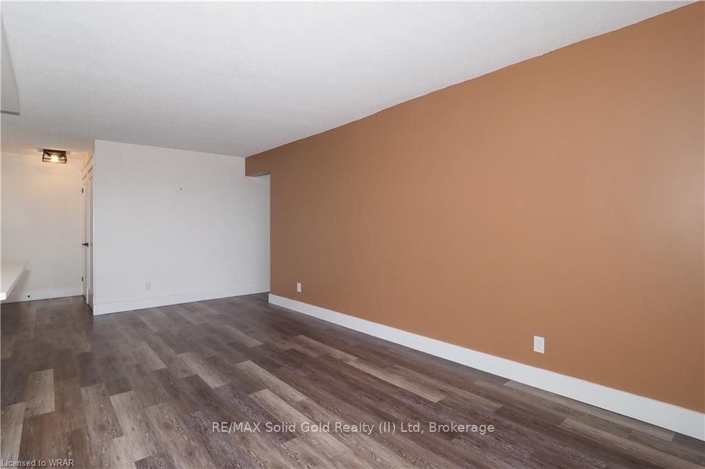 375 King Street N 1105 Property Photo 12