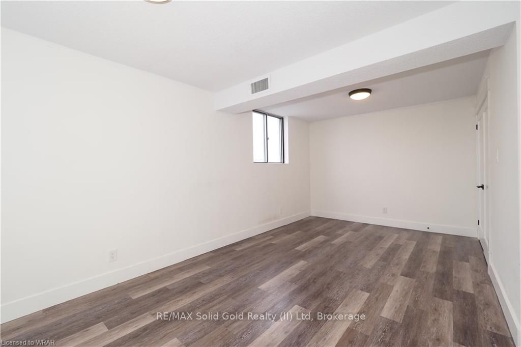 375 King Street N 1105 Property Photo 27