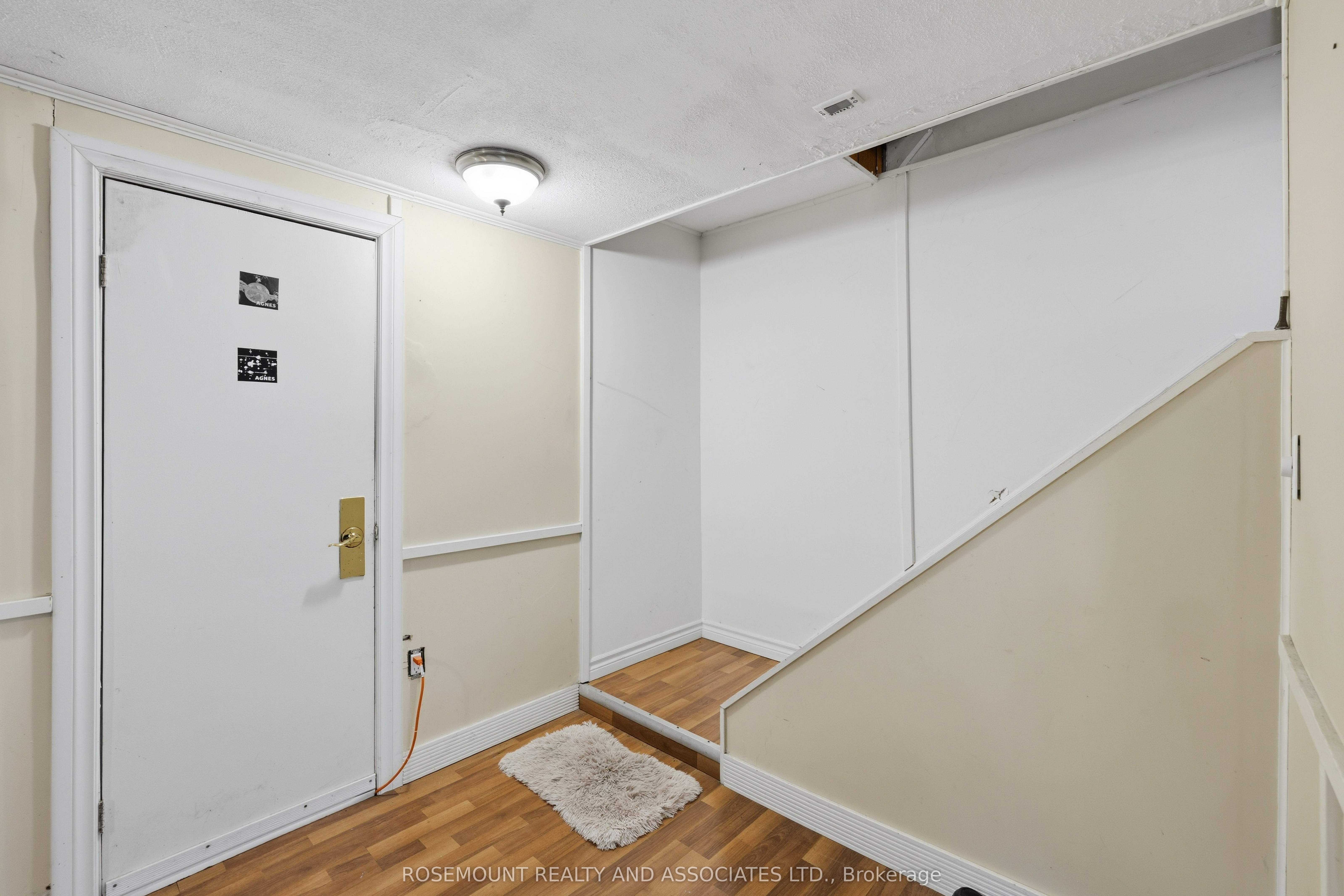 287 Sutherland Drive Property Photo 18