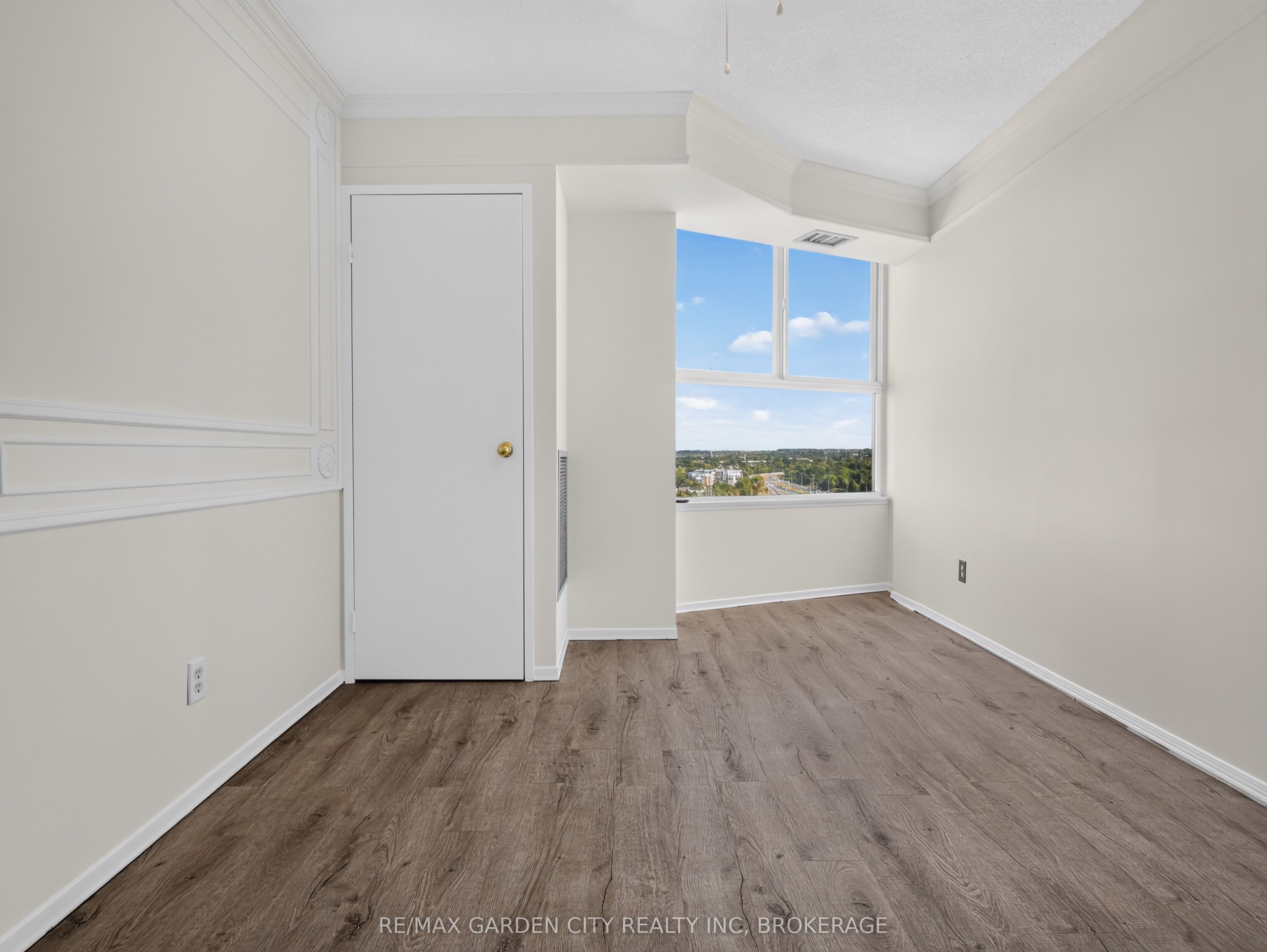7 Gale Crescent 1107 Property Photo 13