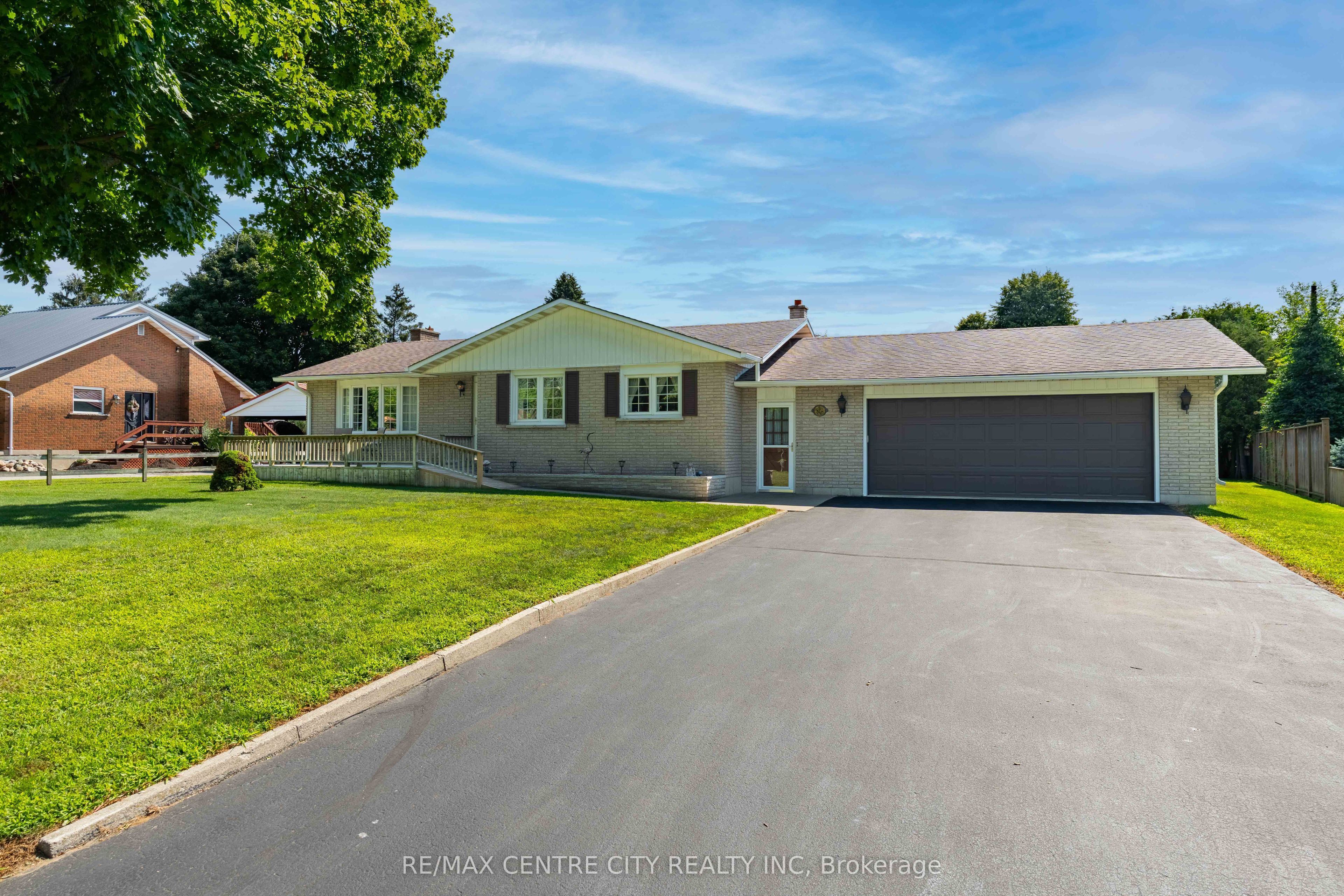 8114 Sandytown Road Property Photo 2