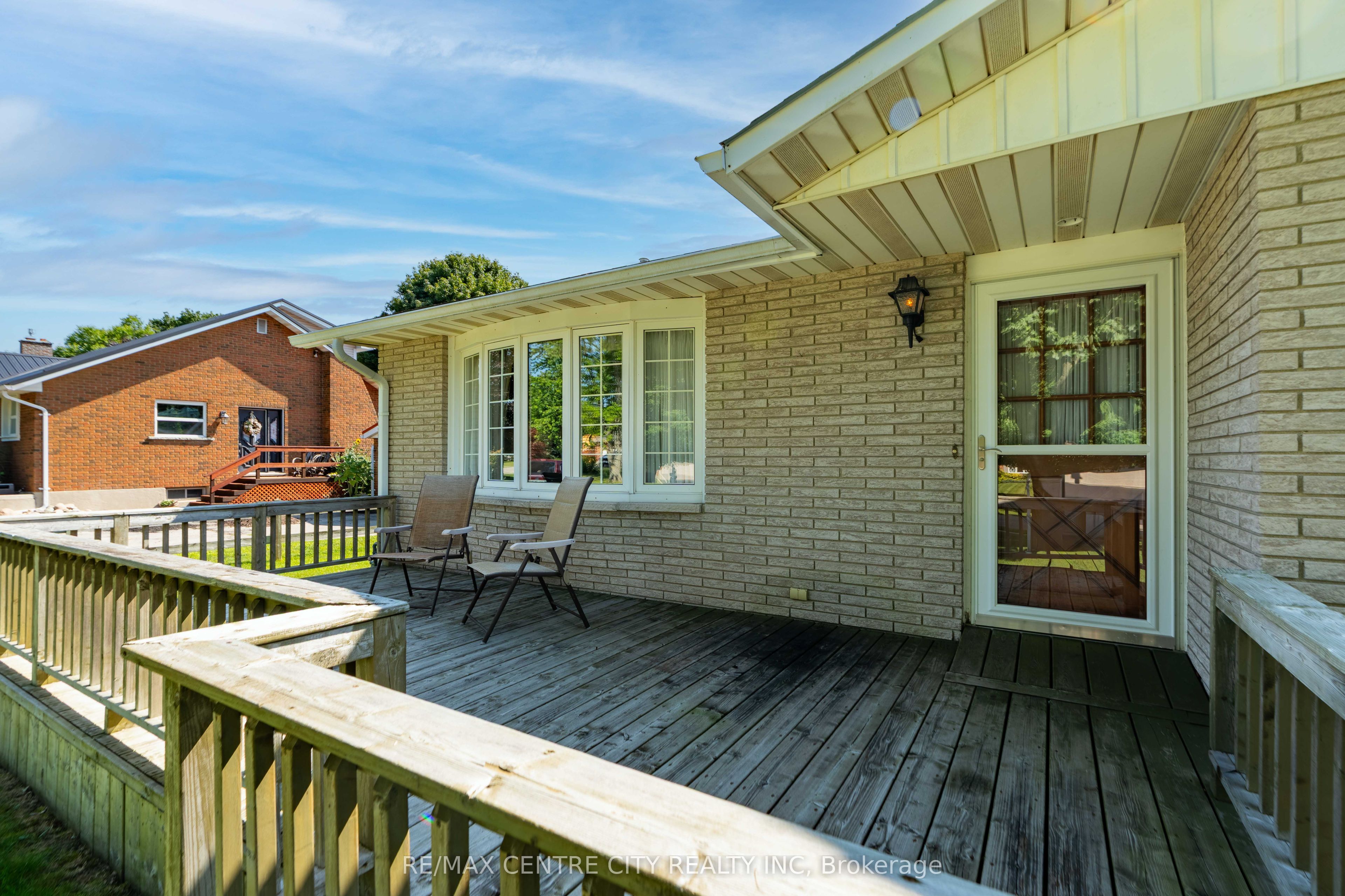 8114 Sandytown Road Property Photo 3