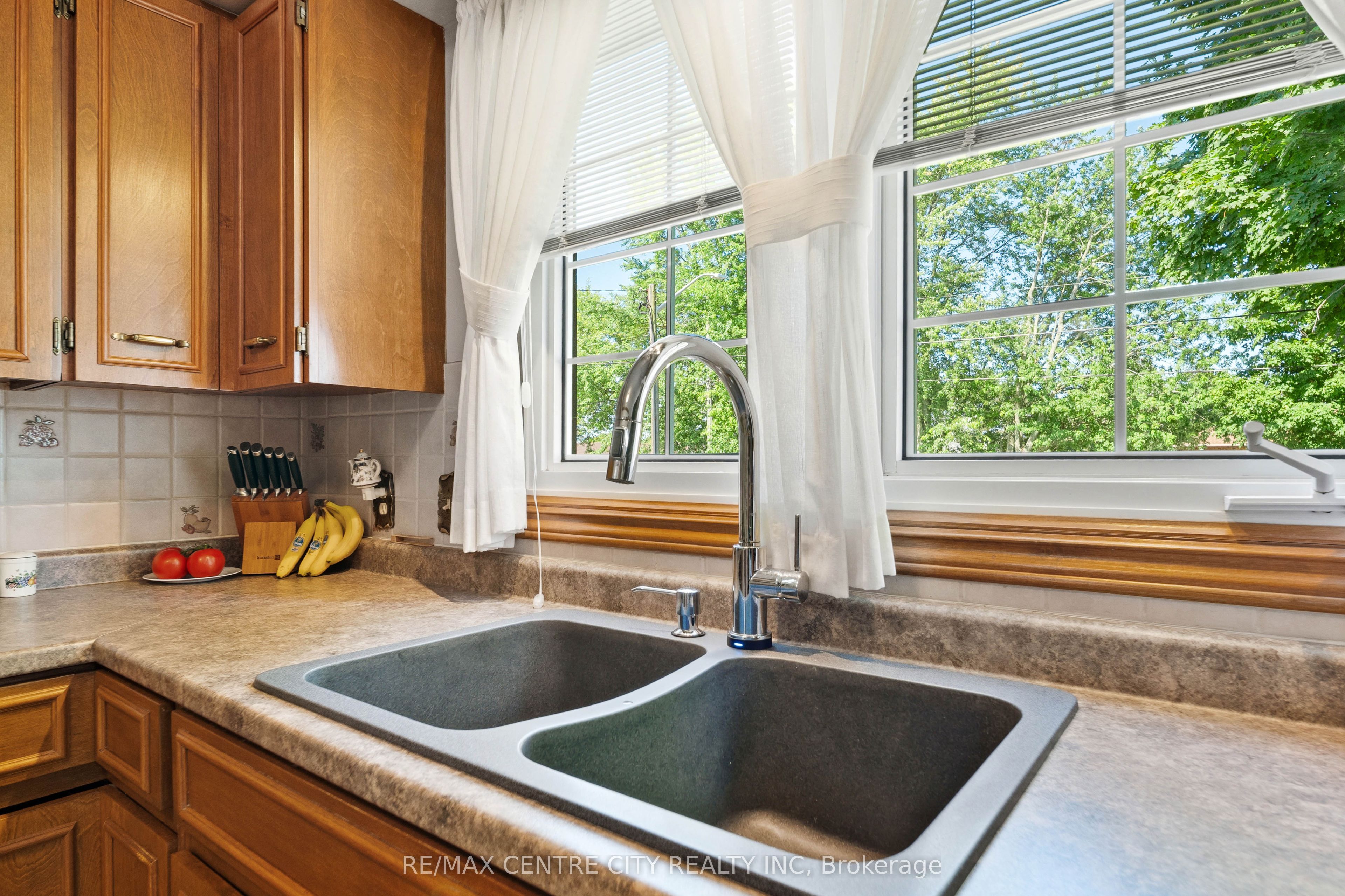 8114 Sandytown Road Property Photo 10