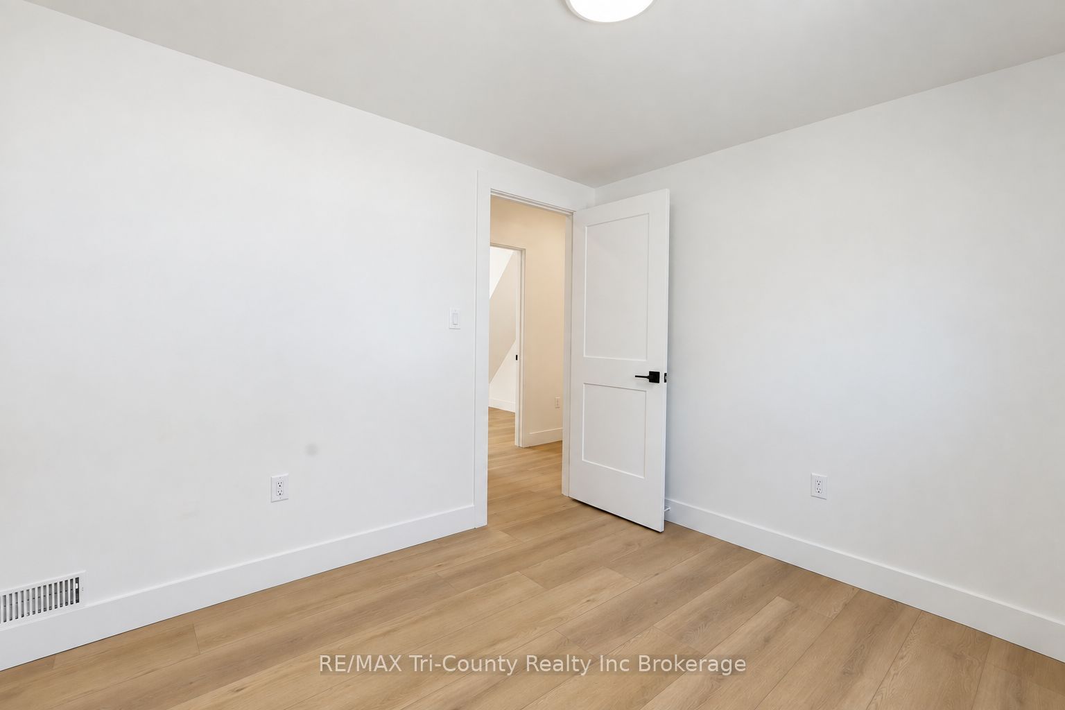 16 Redan Street Property Photo 27