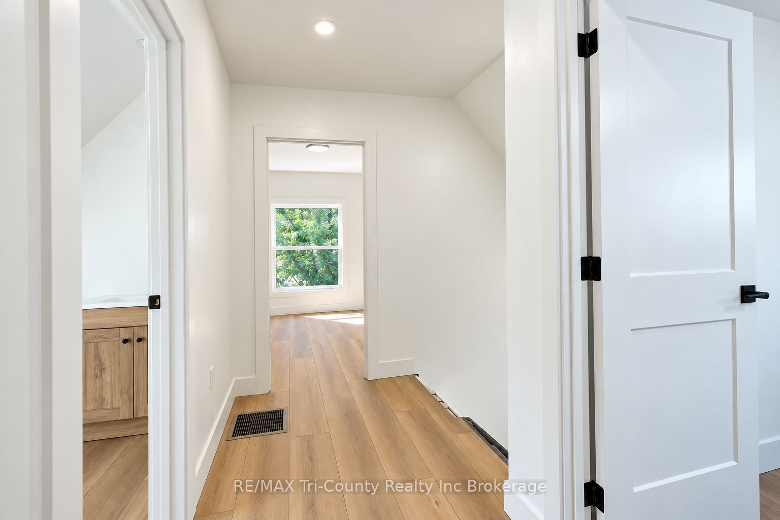 16 Redan Street Property Photo 29